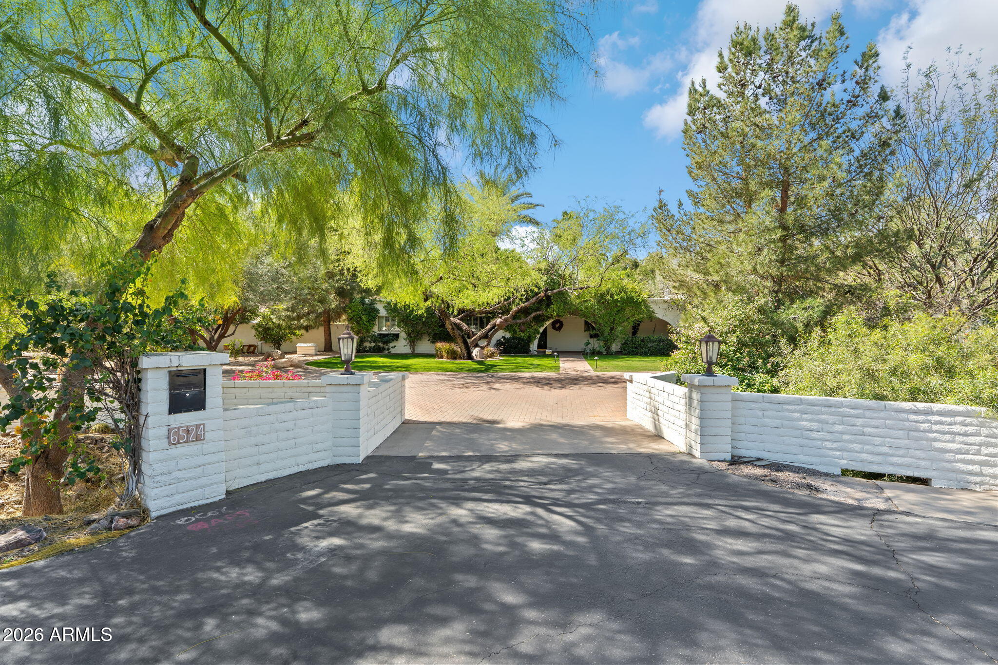 MOUNTAIN VIEW - Residential