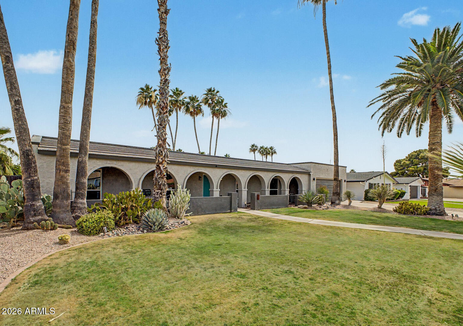 MOON VALLEY 2 - Residential