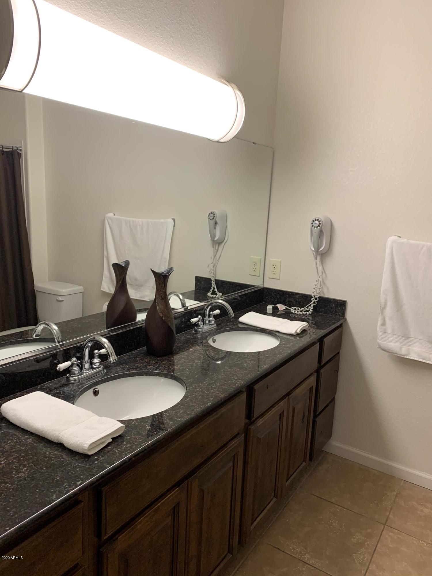 CASA ANTIGUA CONDOMINIUMS - Residential Lease