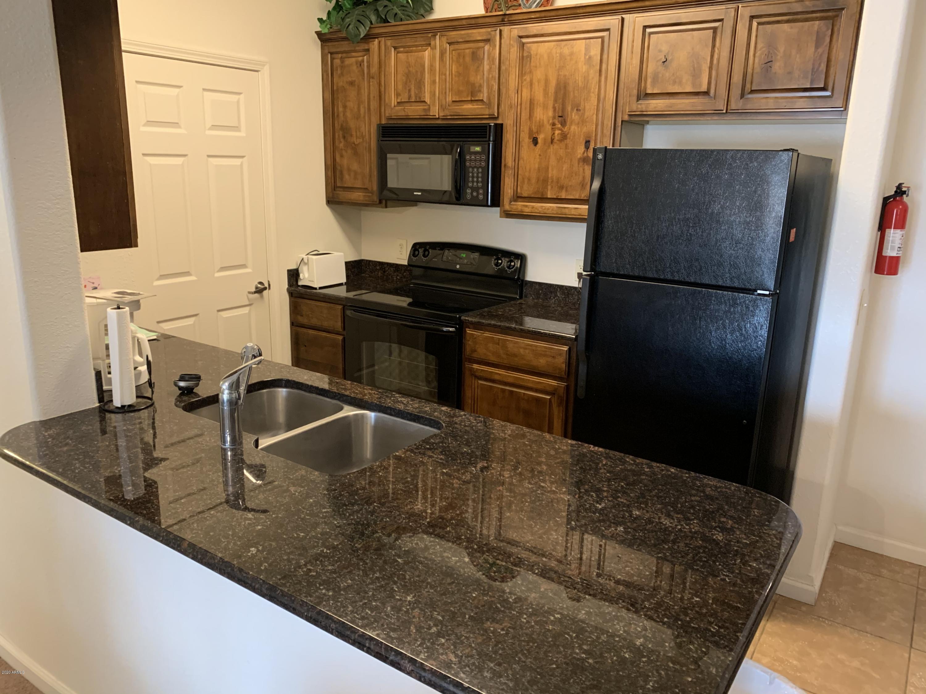 CASA ANTIGUA CONDOMINIUMS - Residential Lease