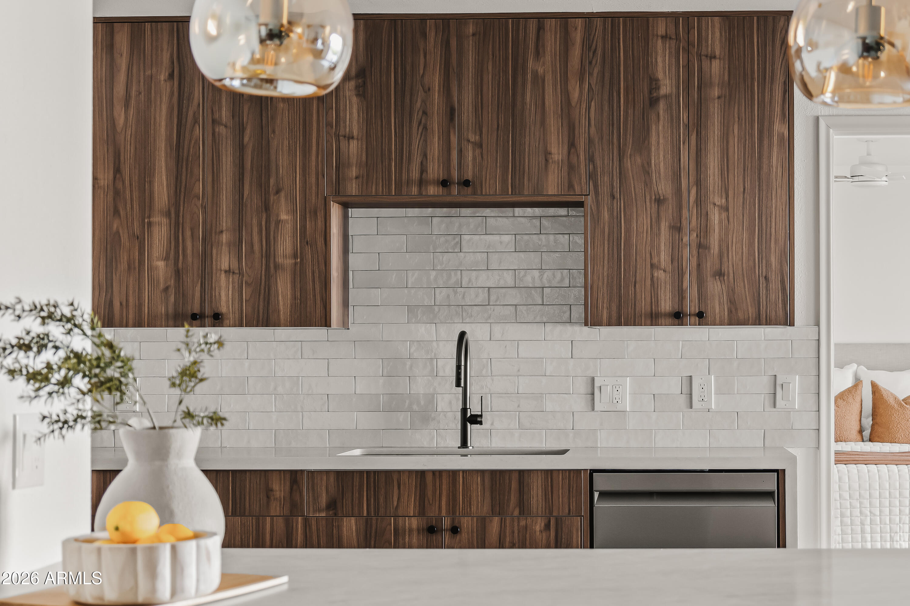 SANTO TOMAS UNIT 6 - Residential