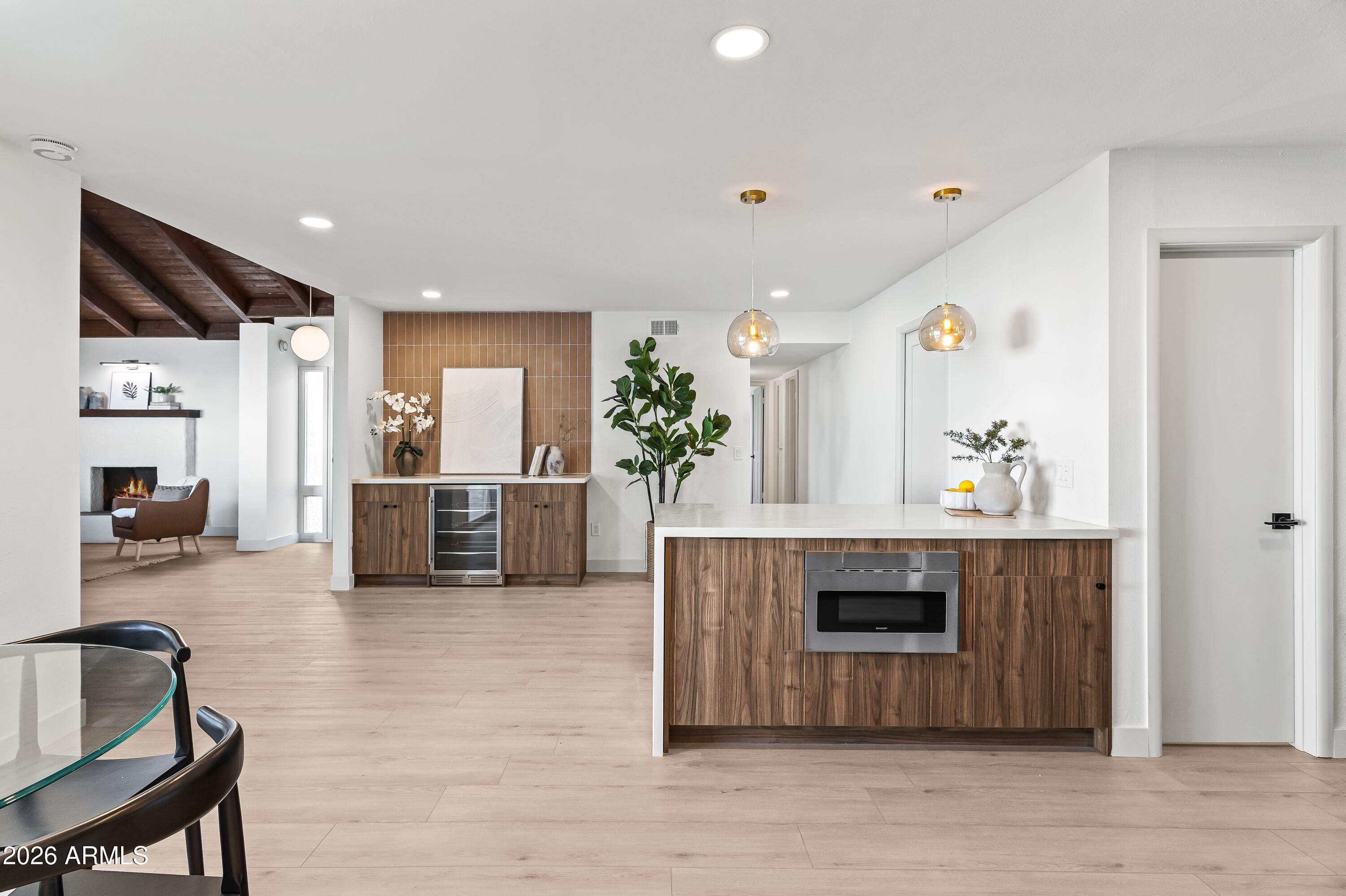 SANTO TOMAS UNIT 6 - Residential