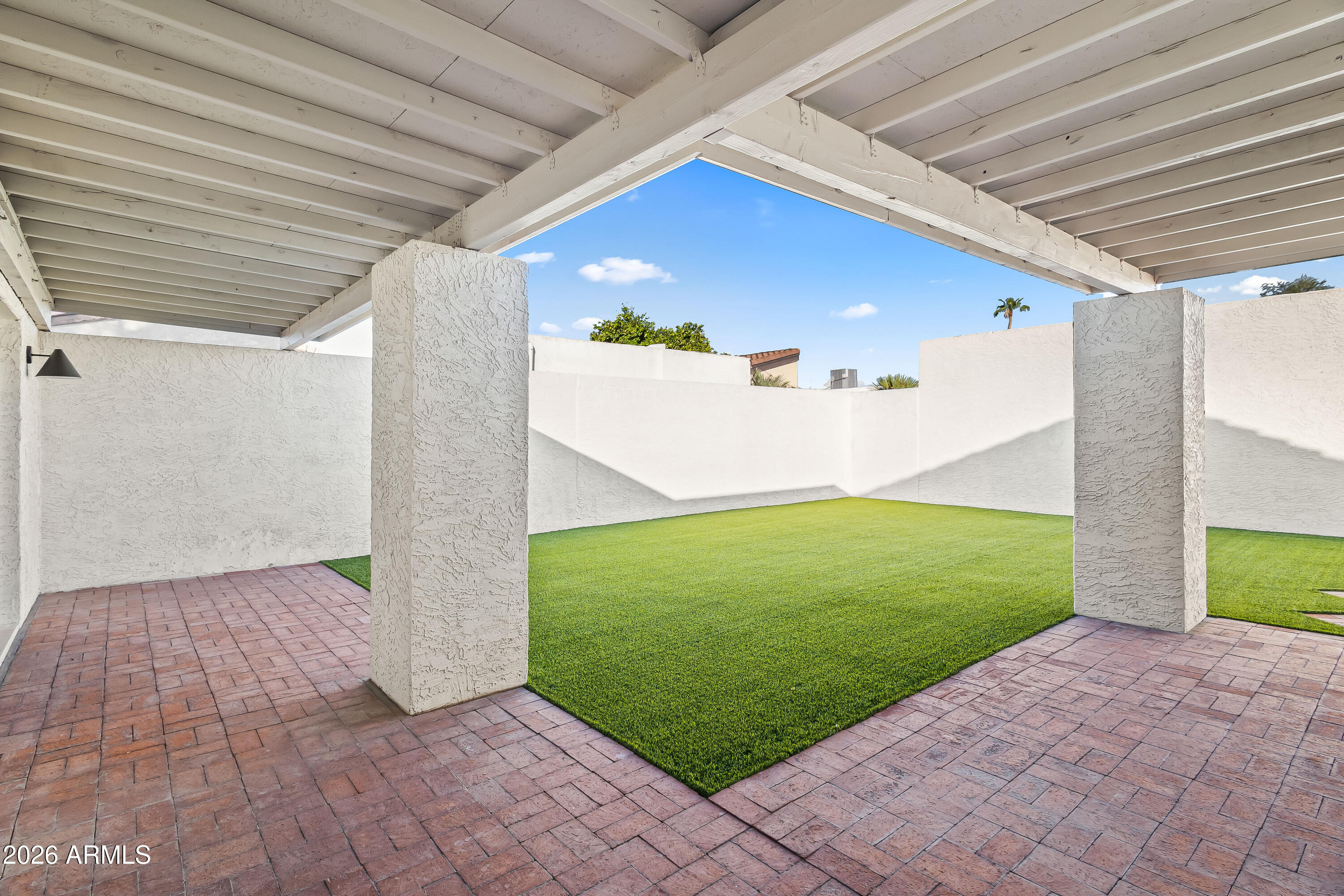 SANTO TOMAS UNIT 6 - Residential