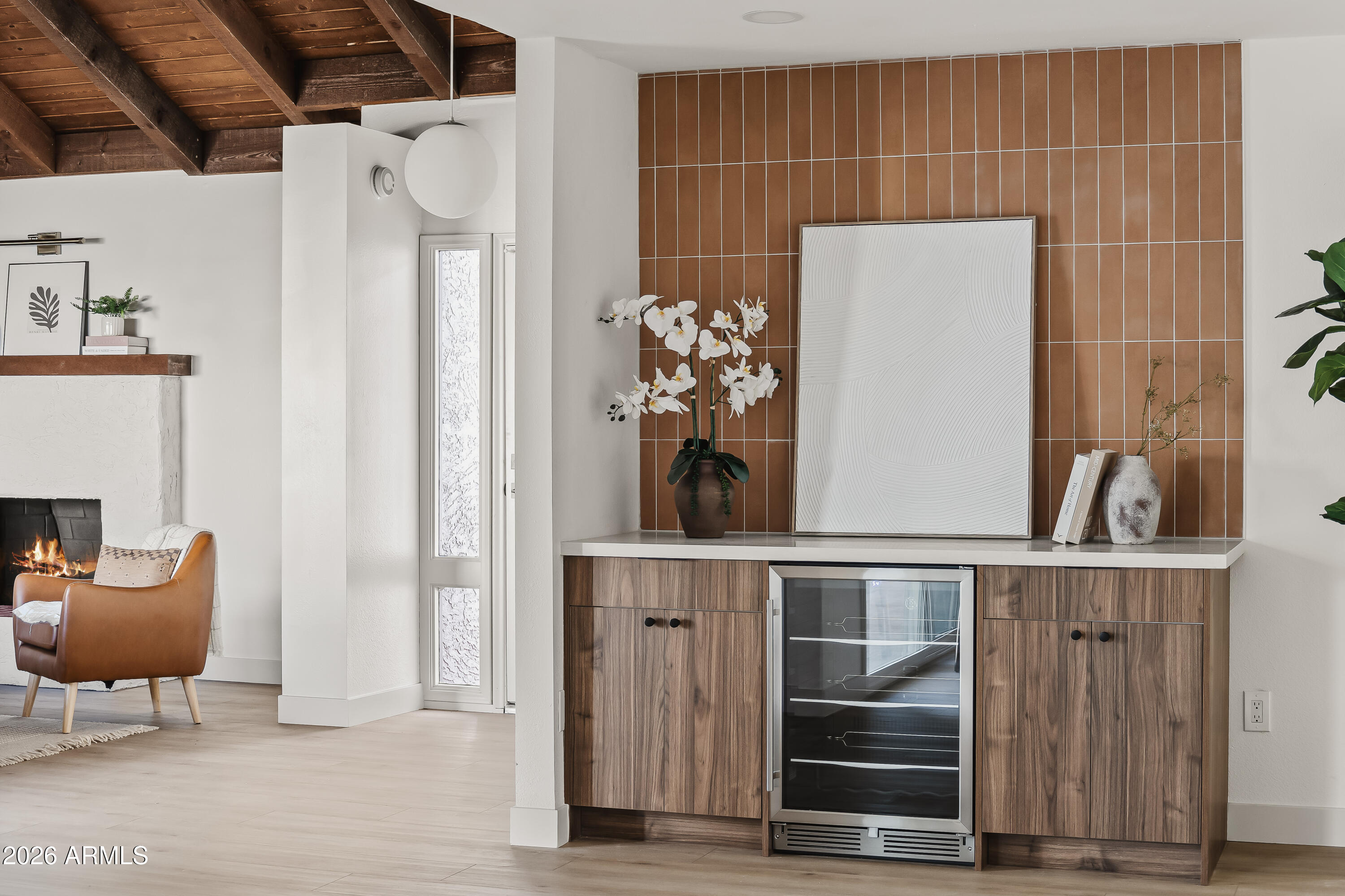 SANTO TOMAS UNIT 6 - Residential