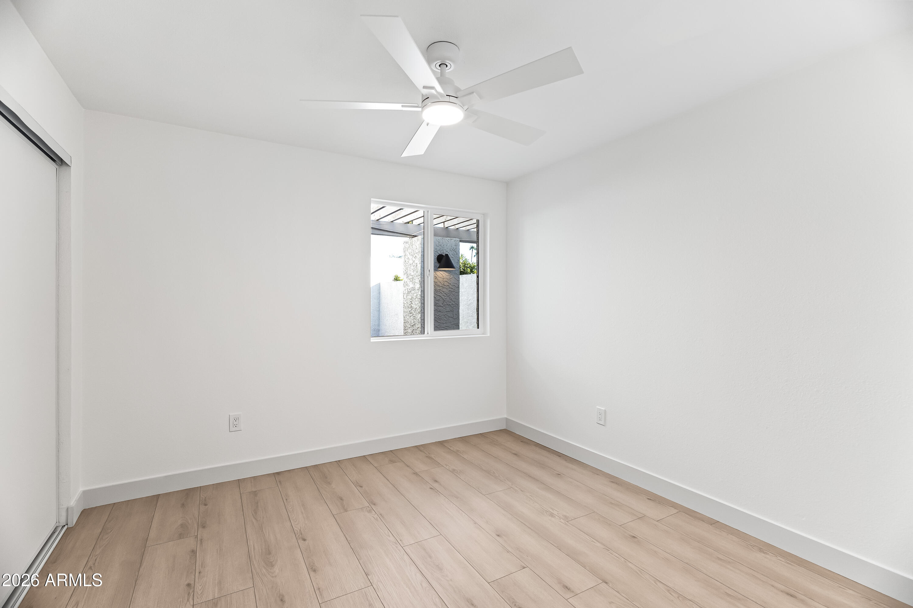 SANTO TOMAS UNIT 6 - Residential