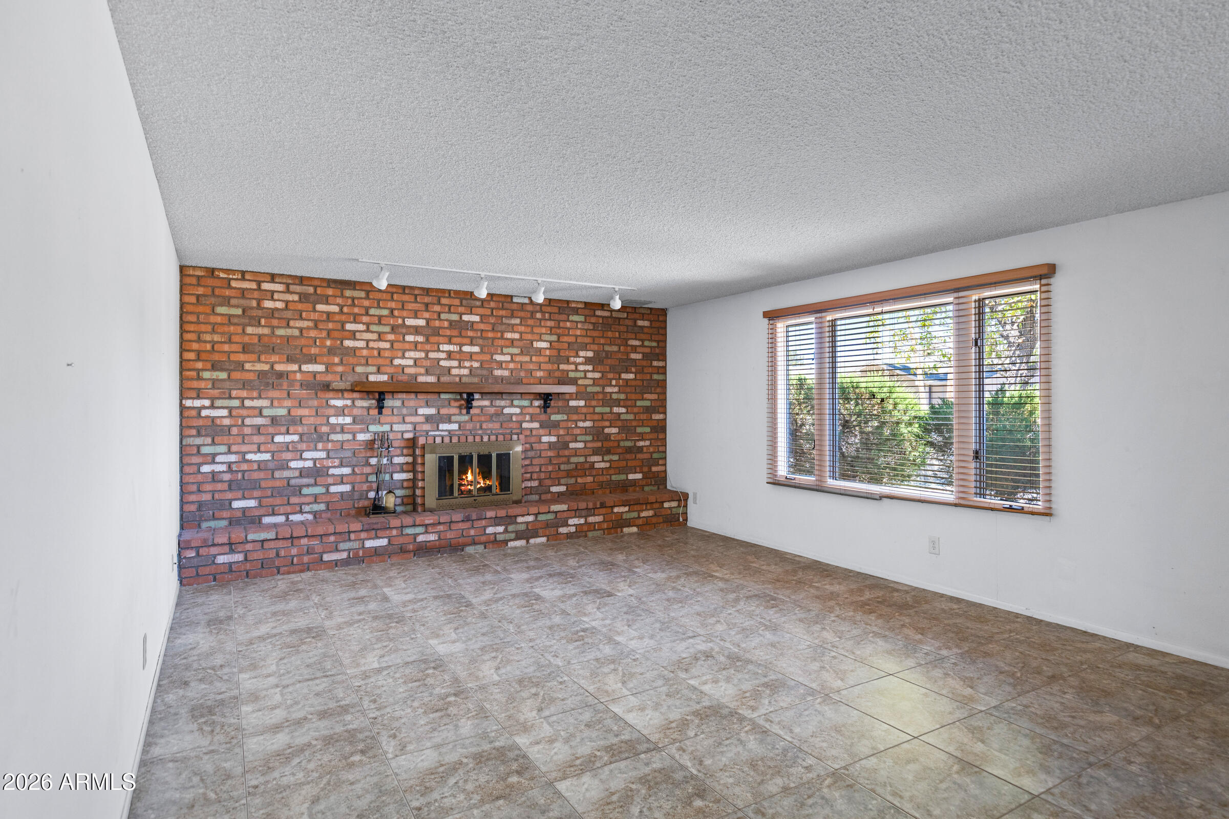 AHWATUKEE RS 2 - Residential