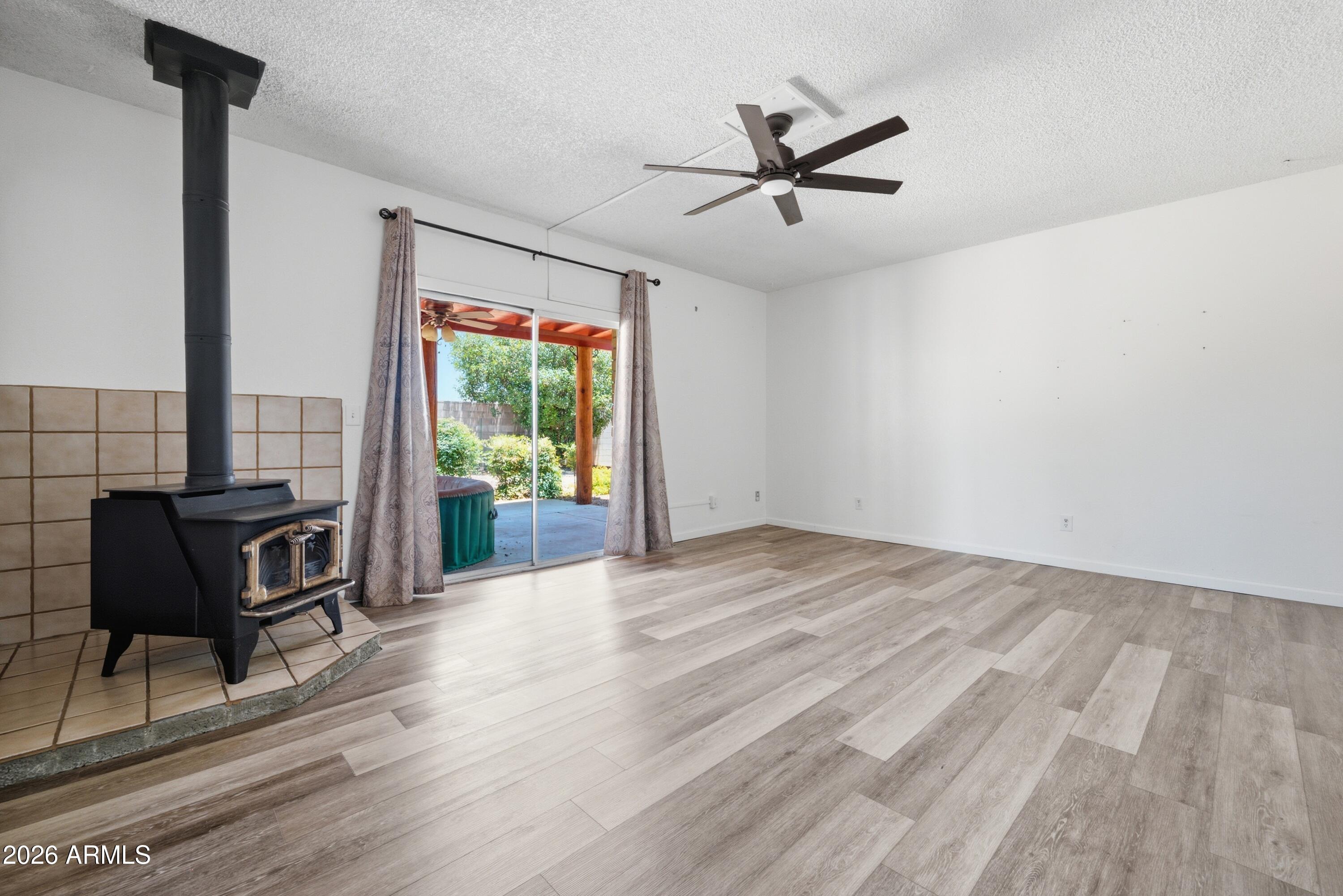 VISTA VILLAGE 3 - Residential