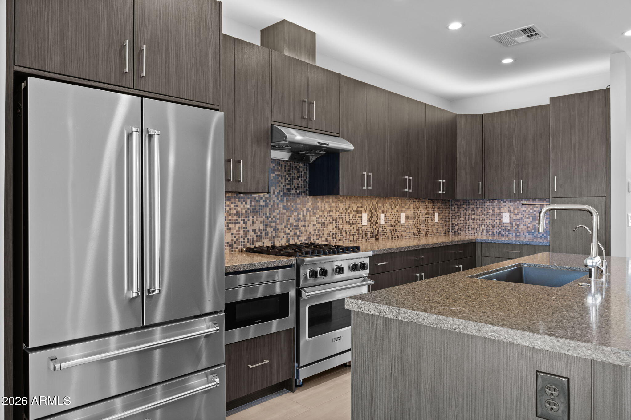 AERIUM ENCORE TOWNHOMES CONDOMINIUM - Residential