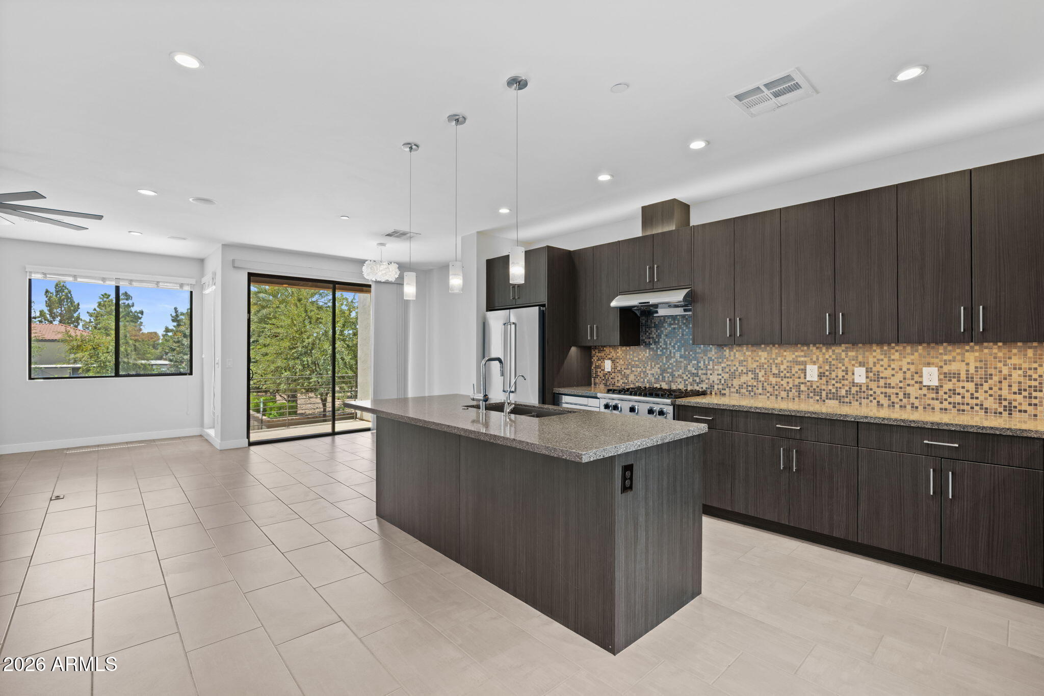 AERIUM ENCORE TOWNHOMES CONDOMINIUM - Residential