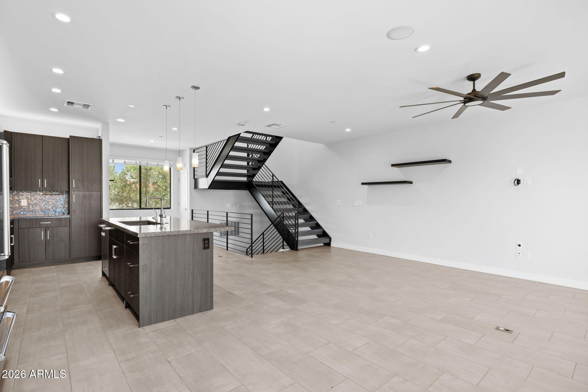 AERIUM ENCORE TOWNHOMES CONDOMINIUM - Residential