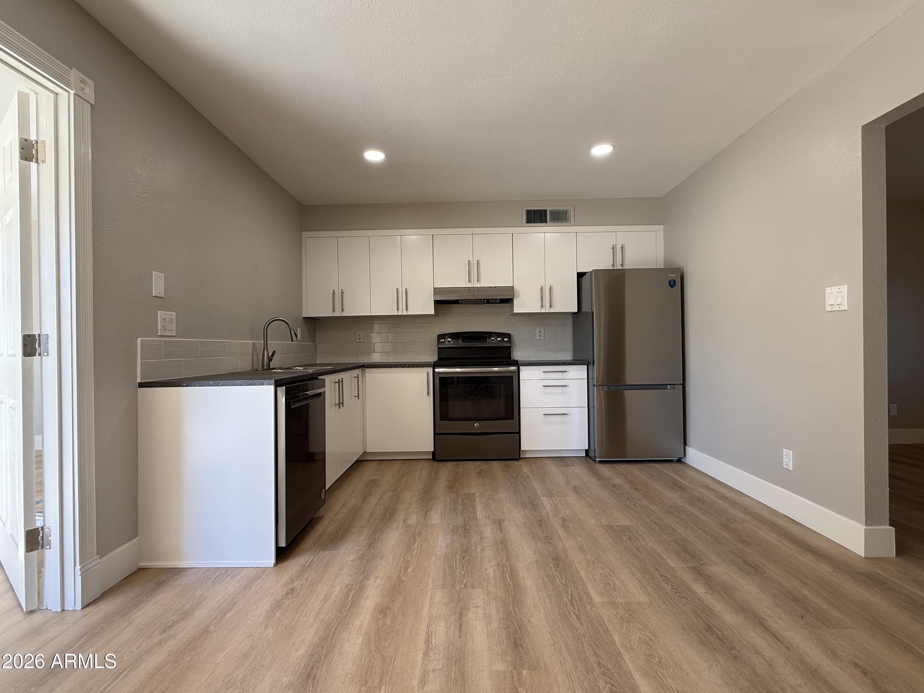 RARE opportunity to LEASE a remodeled home situated on the edge of Downtown Gilbert while being located in Mesa, AZ. 

This prime location offers the best of both worlds--quiet residential living with immediate access to one of the East Valley's most vibrant & sought-after lifestyle destinations.

Step inside to a fully refreshed interior featuring brand-new cabinetry, sleek countertops, & upgraded flooring throughout. The entire home has been freshly painted inside and out, giving it a clean, modern, move-in-ready feel.

Enjoy being just minutes from Downtown Gilbert's hottest restaurants, nightlife, boutique shopping, & the popular weekend Farmer's Market. With quick access to major freeways, commuting anywhere in the Valley is effortless.

APPLY TODAY!