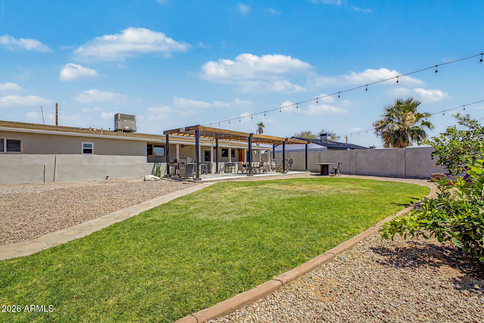 OASIS PARK - Residential