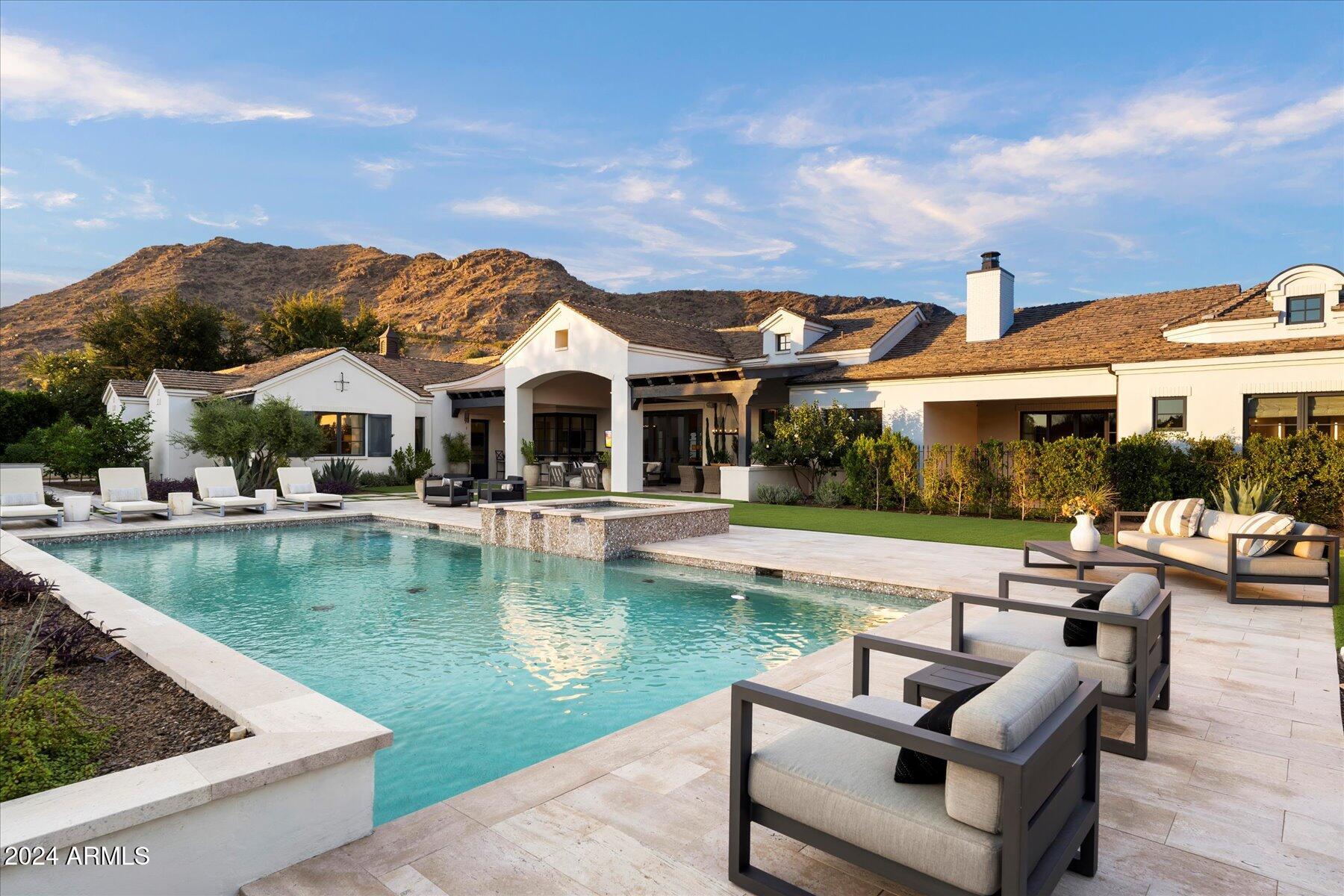 CLUB ESTATES - Residential