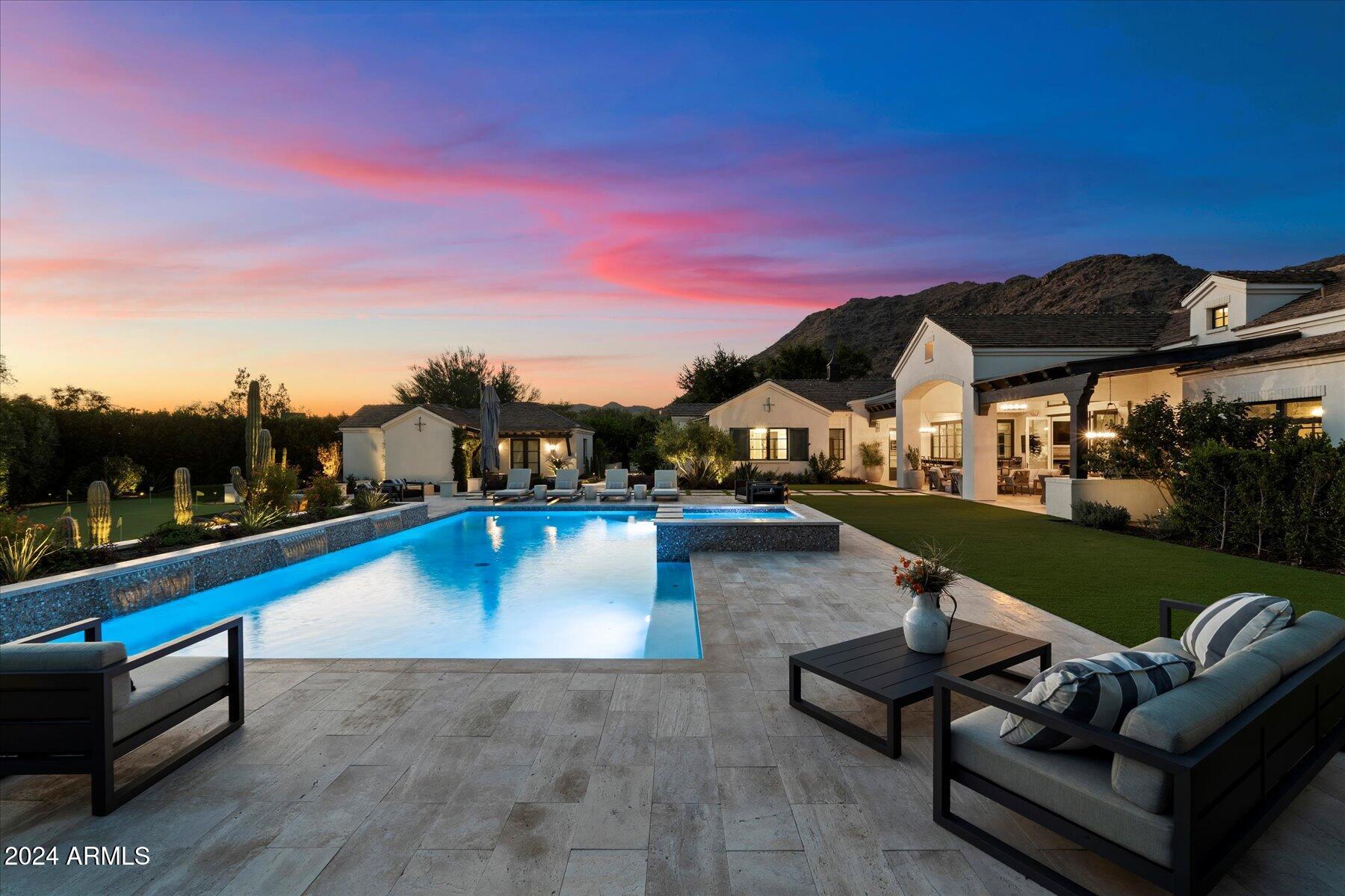CLUB ESTATES - Residential