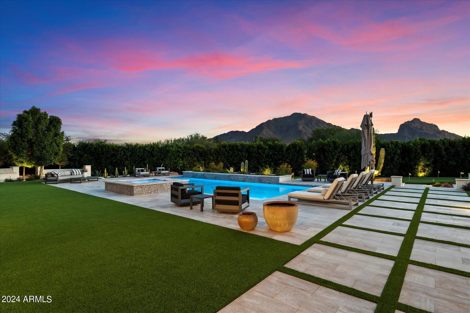 CLUB ESTATES - Residential