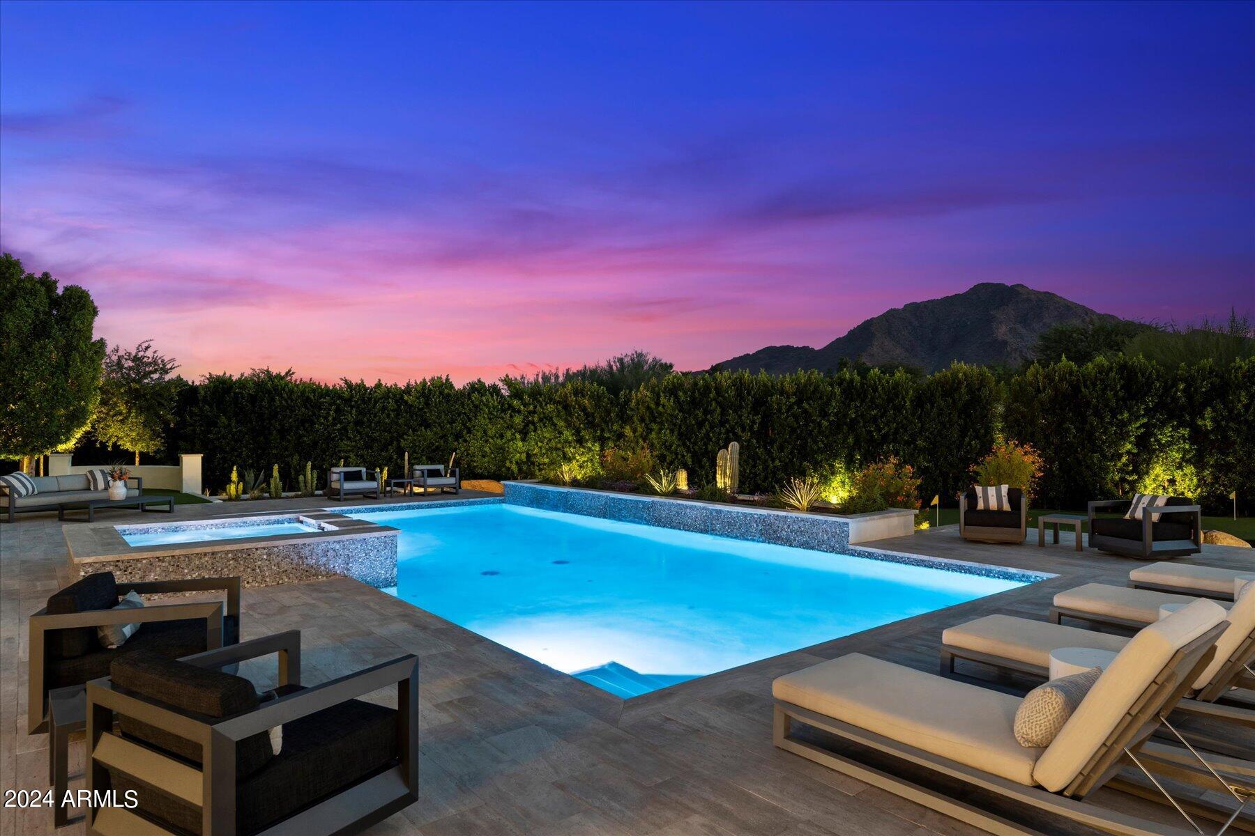 CLUB ESTATES - Residential