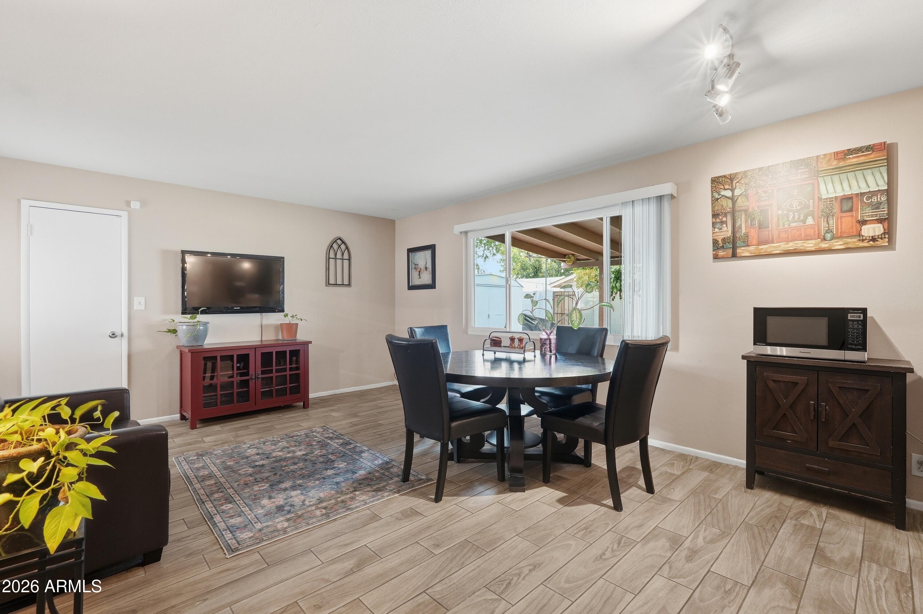 MESA LINDA - Residential