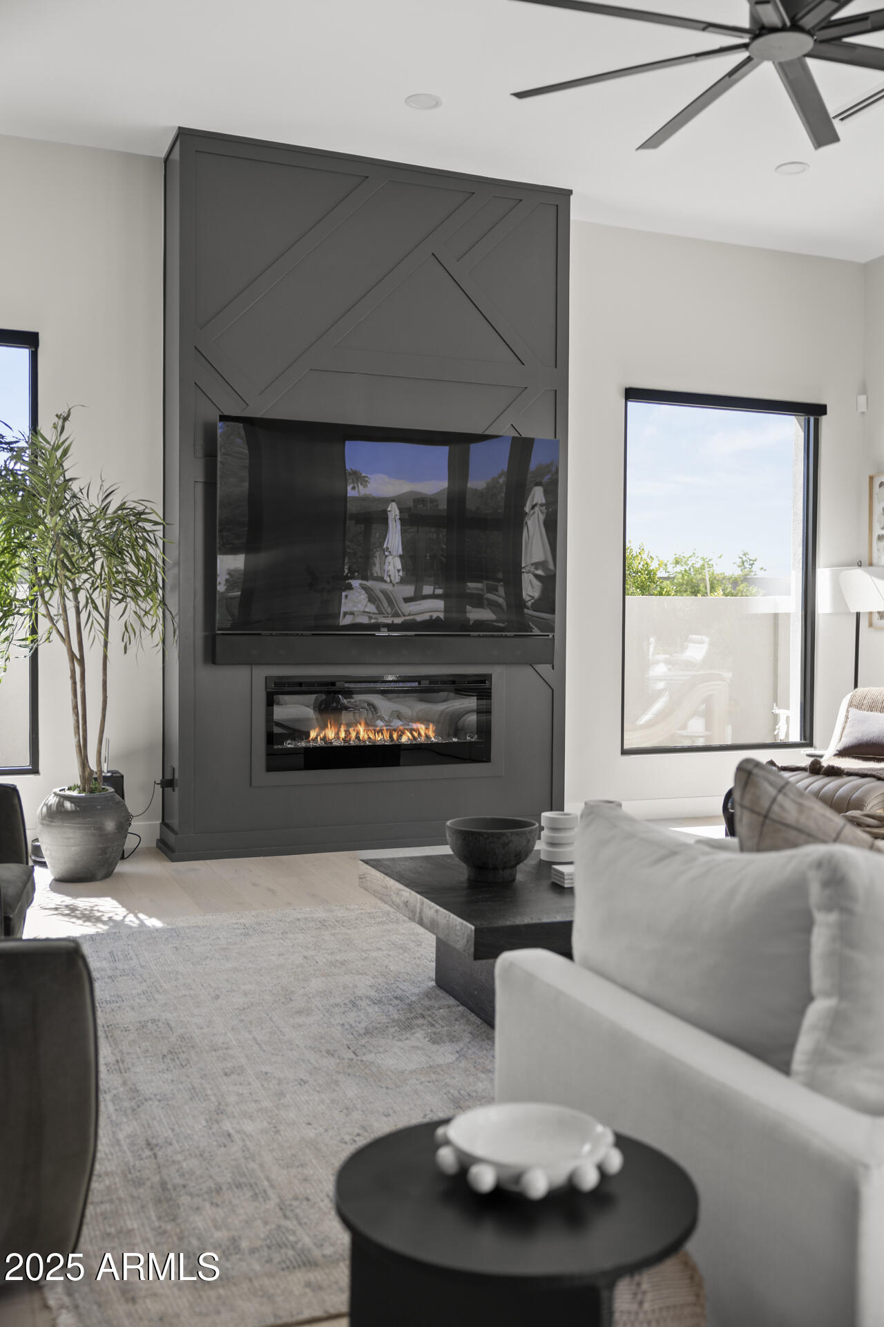 DESERT HILLS - Residential