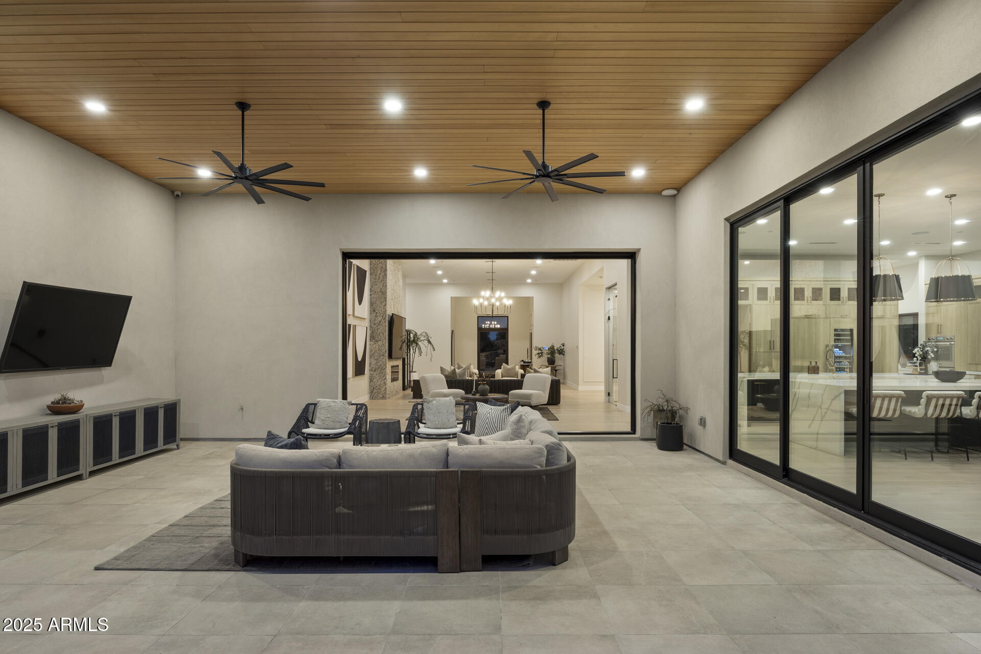 DESERT HILLS - Residential