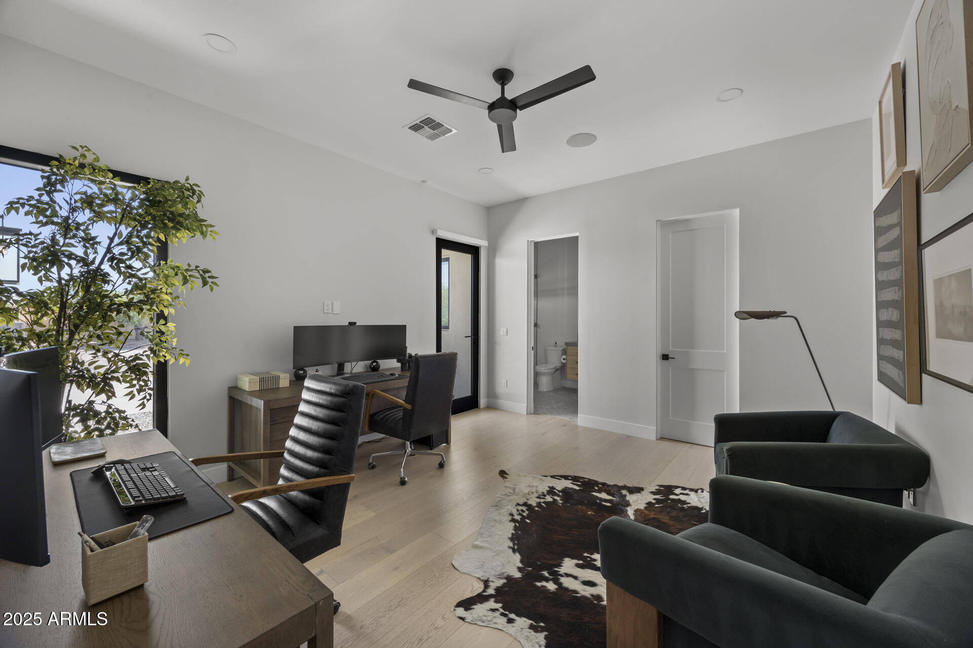 DESERT HILLS - Residential