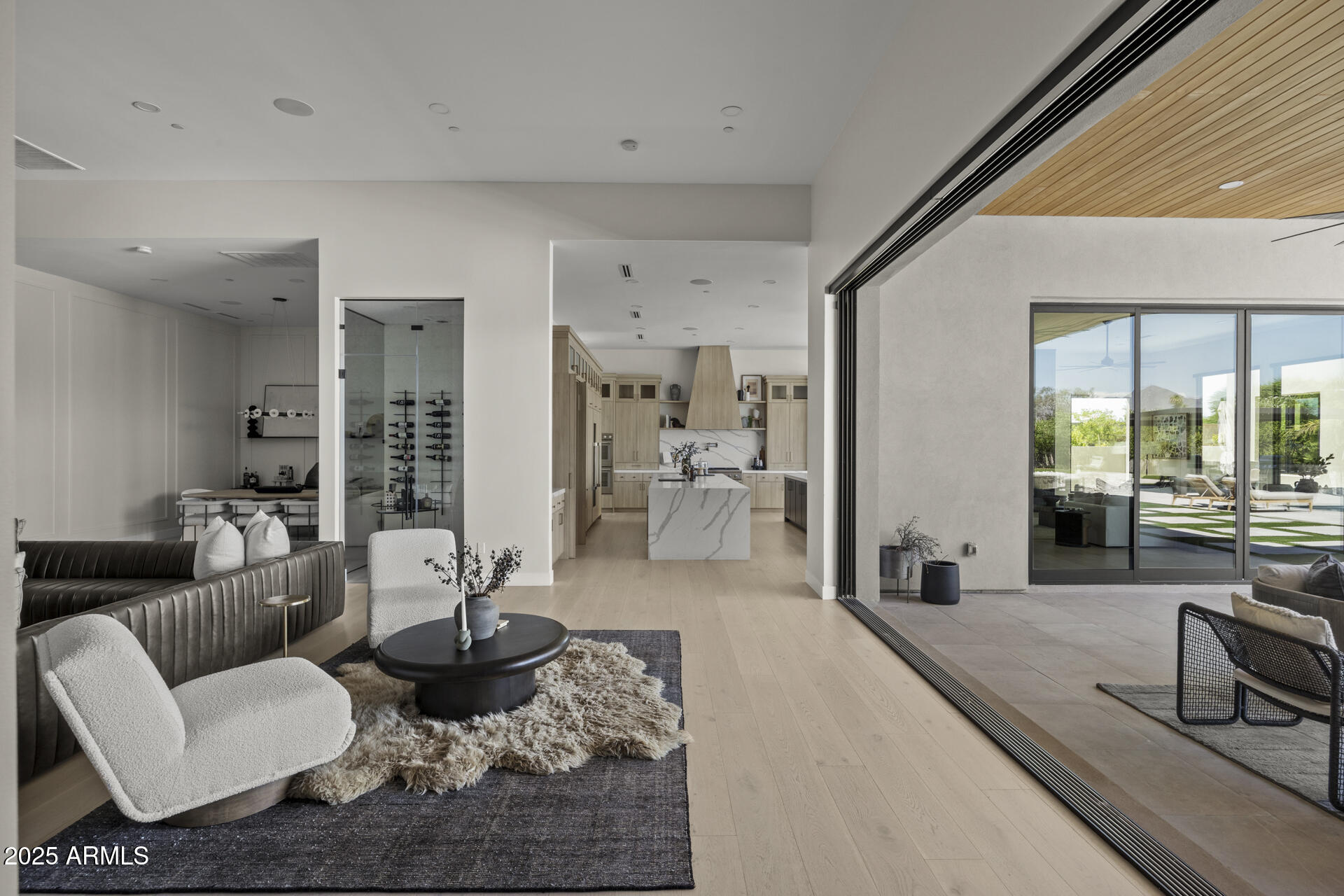 DESERT HILLS - Residential