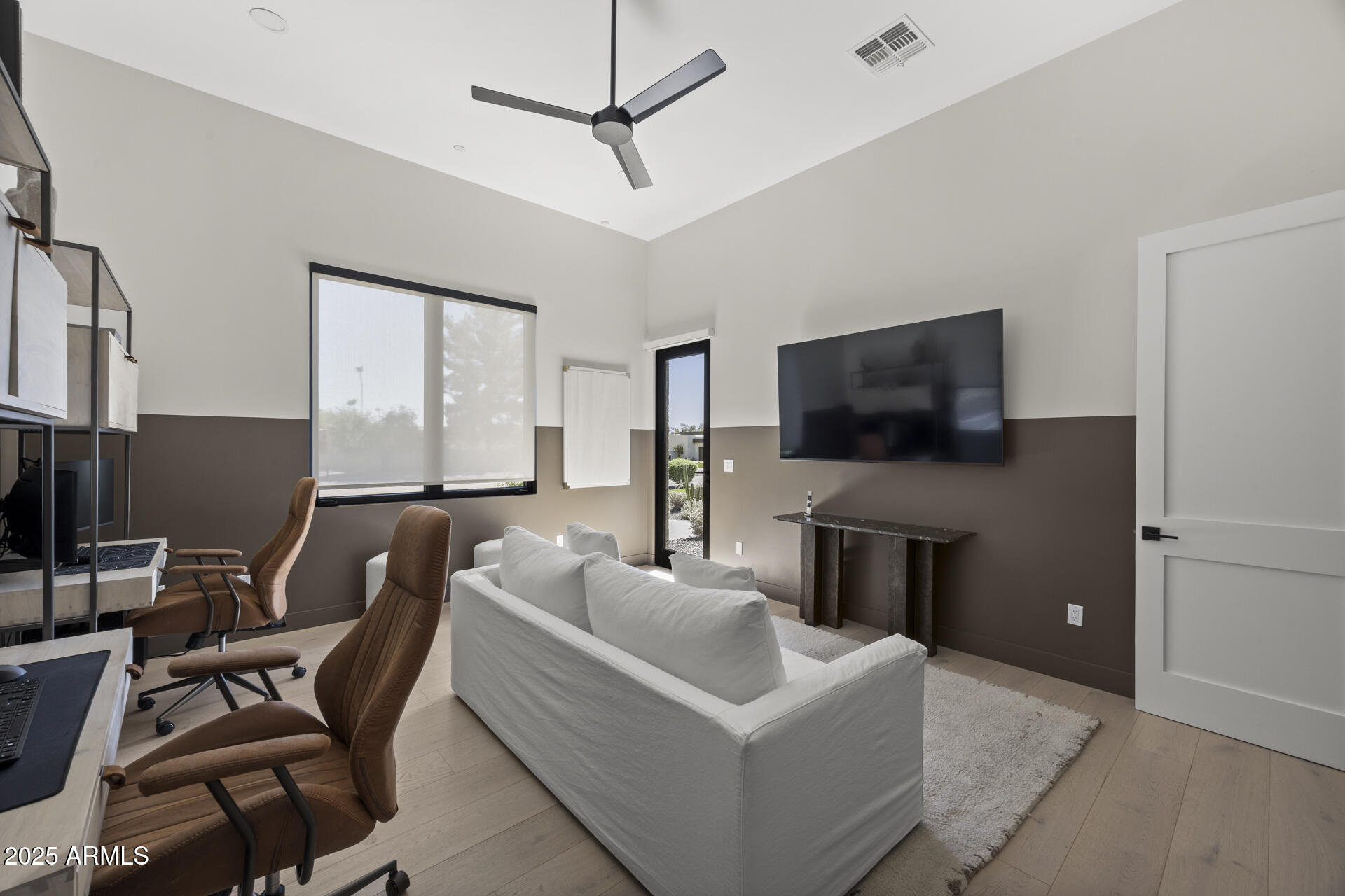 DESERT HILLS - Residential