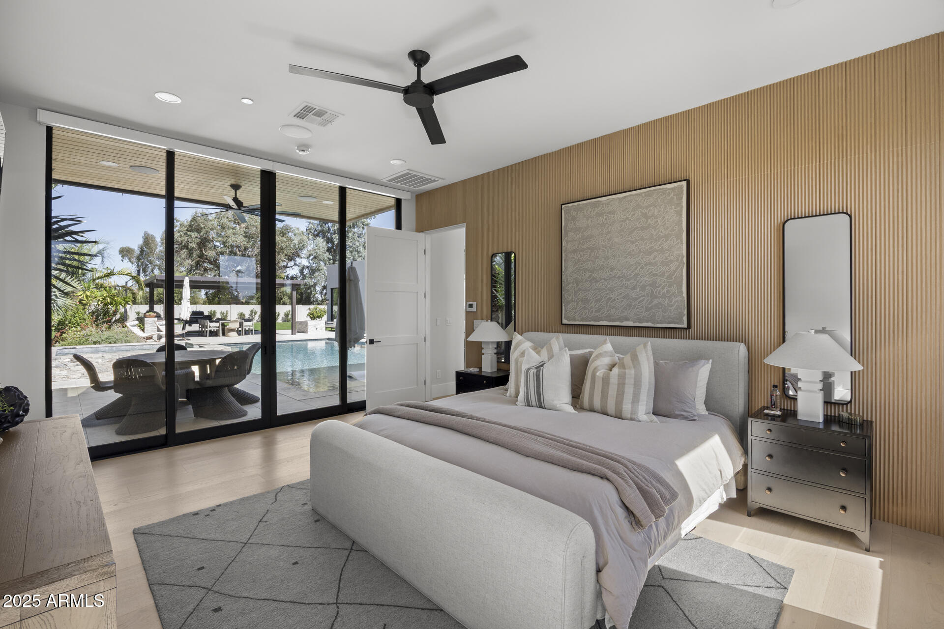 DESERT HILLS - Residential