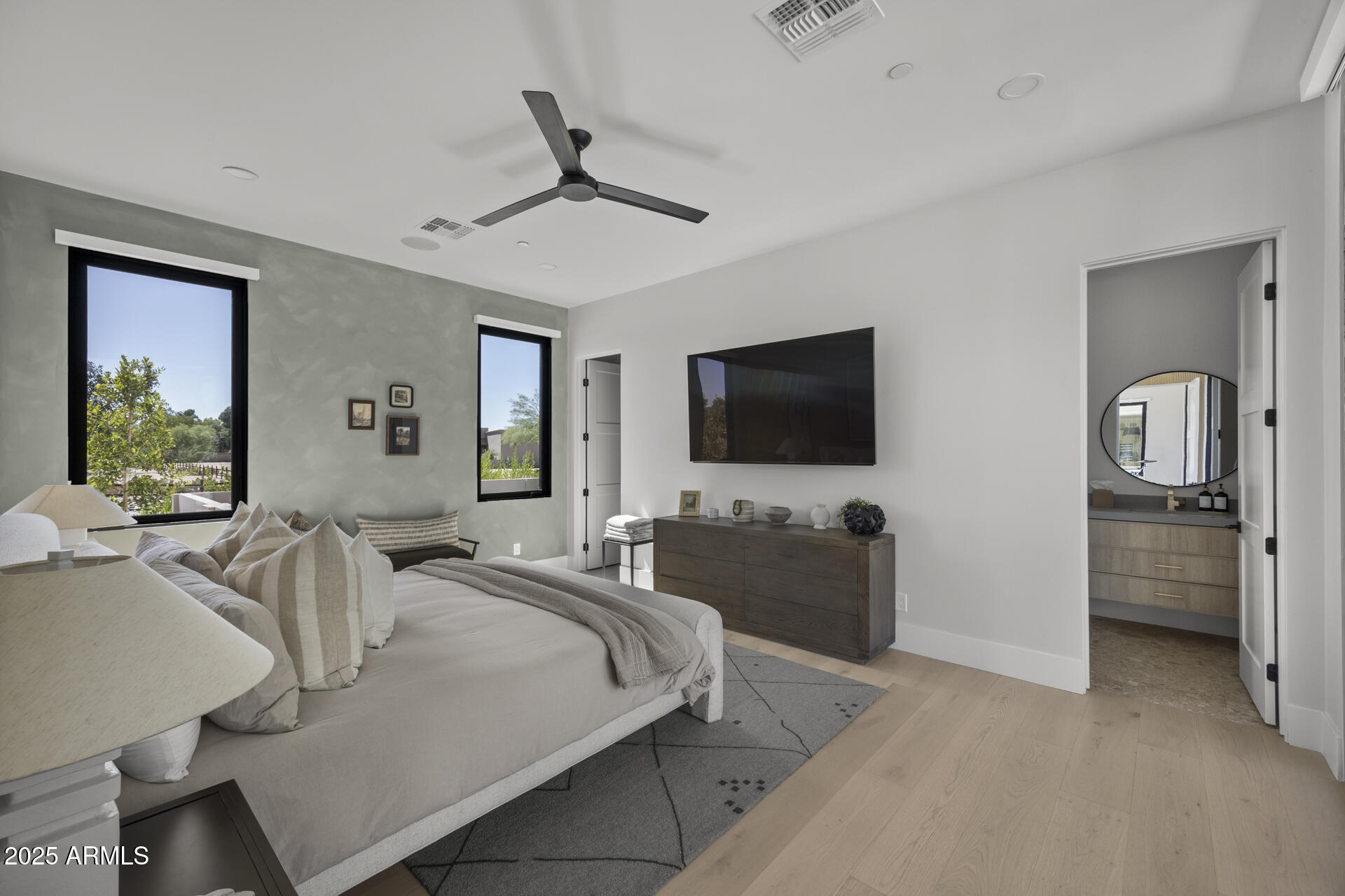 DESERT HILLS - Residential