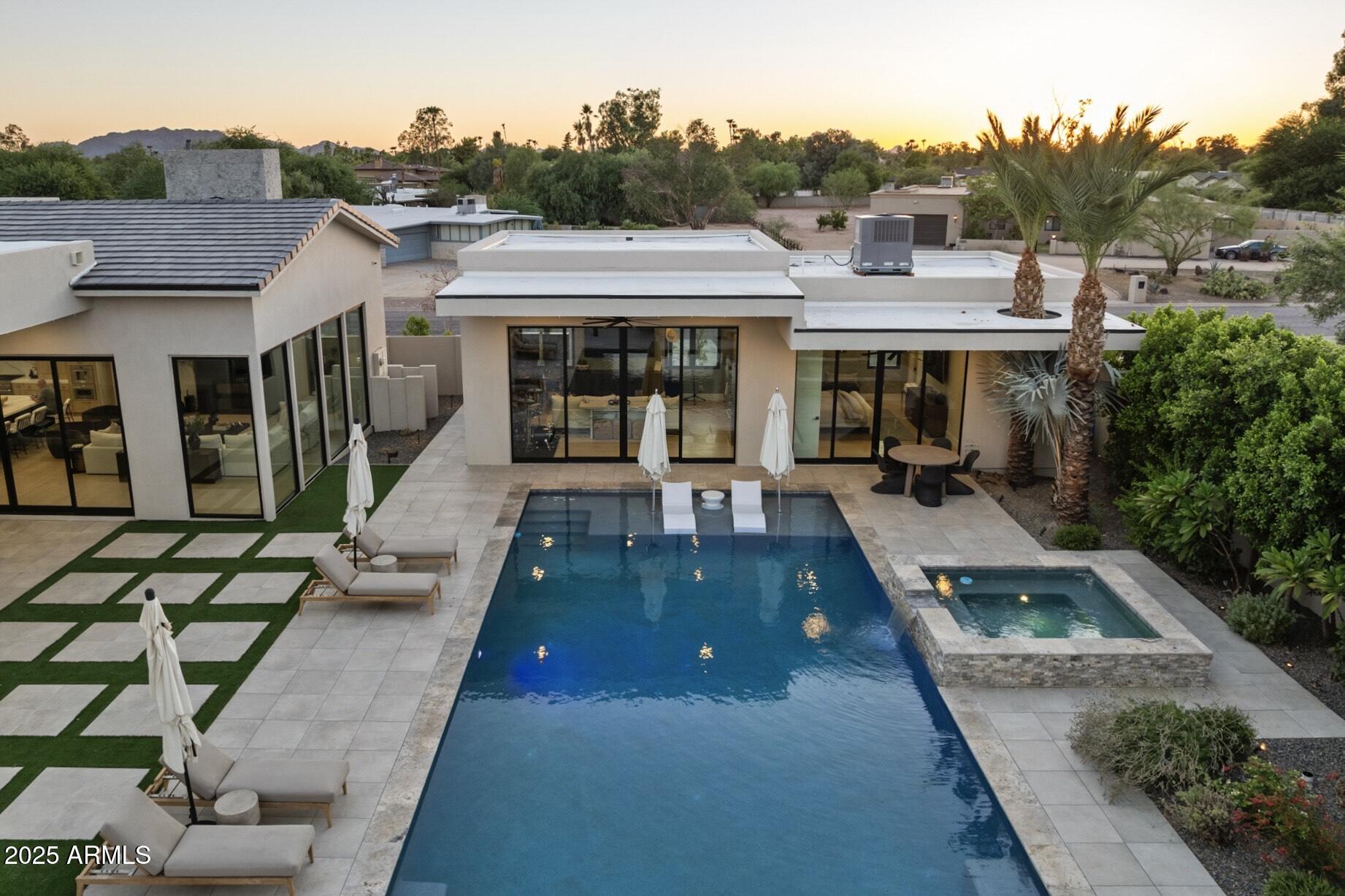 DESERT HILLS - Residential