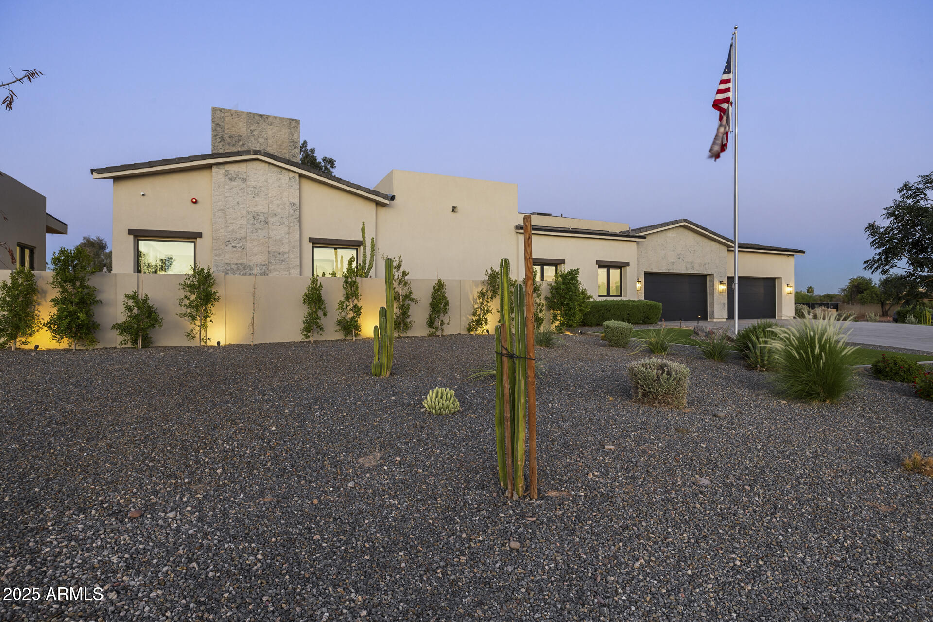 DESERT HILLS - Residential