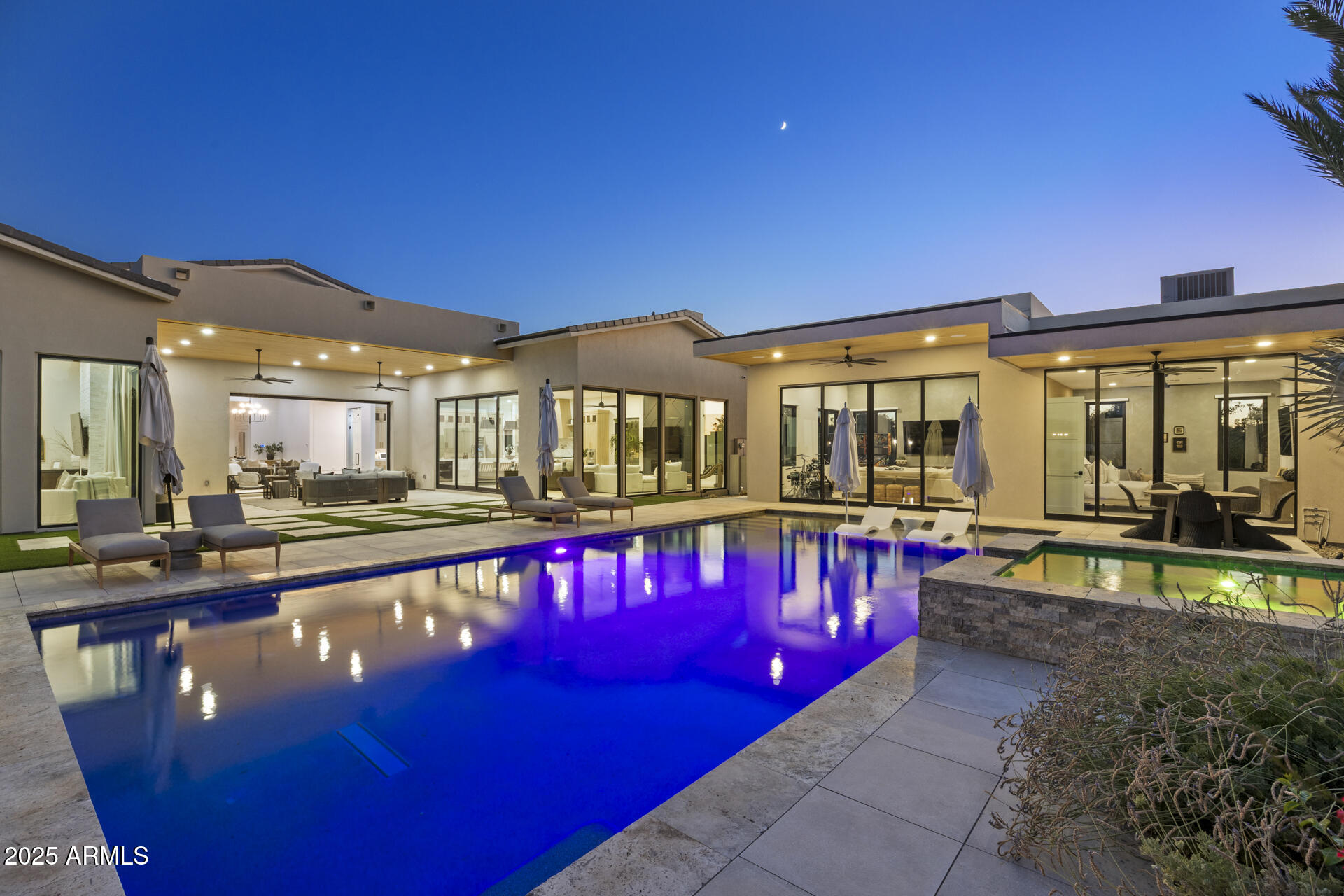 DESERT HILLS - Residential
