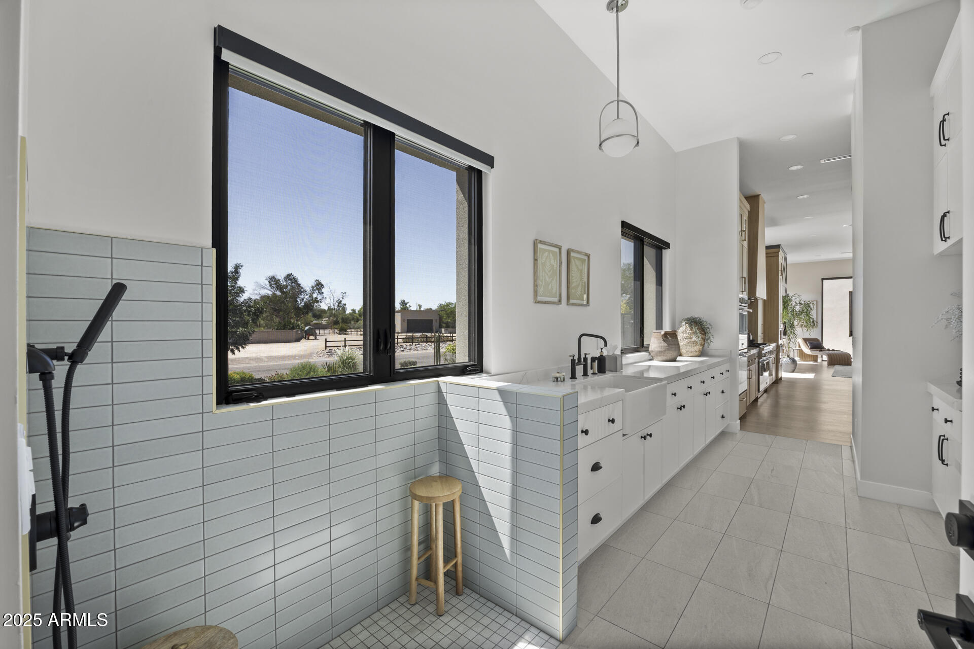 DESERT HILLS - Residential