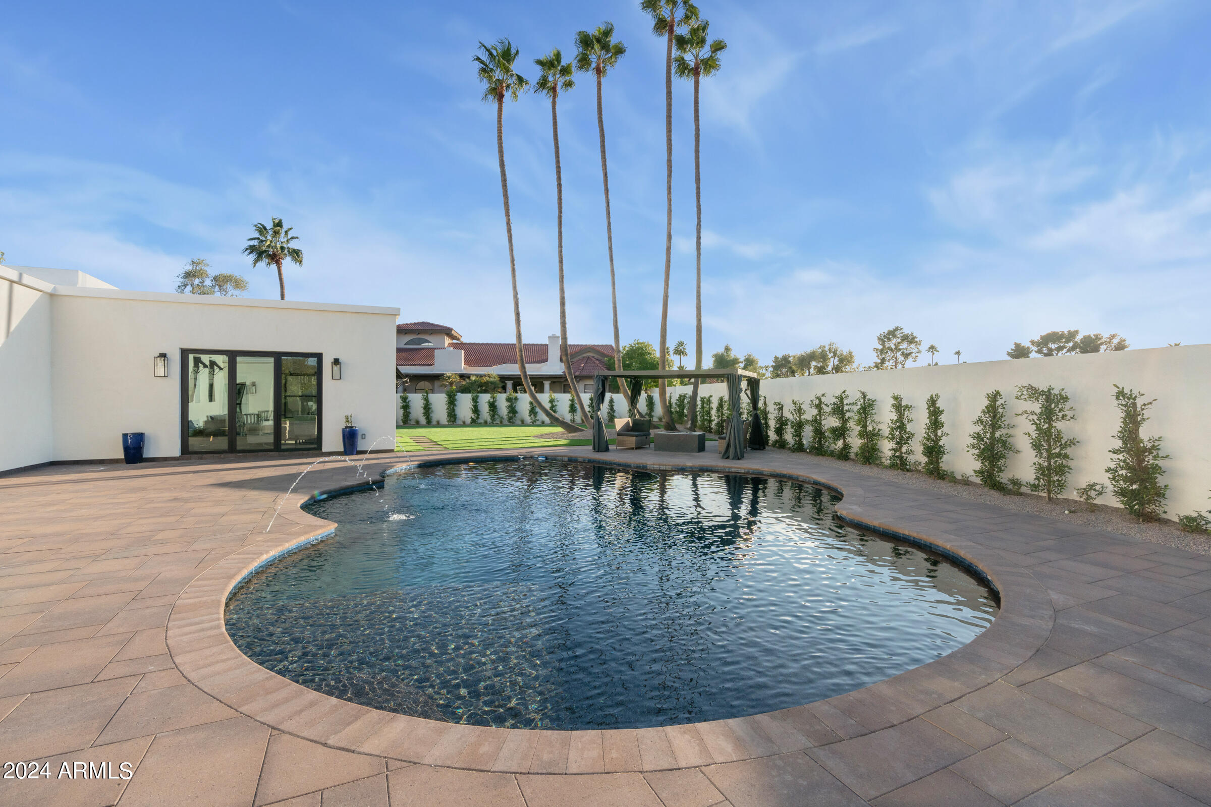 PRIVADO VILLAGE - Residential