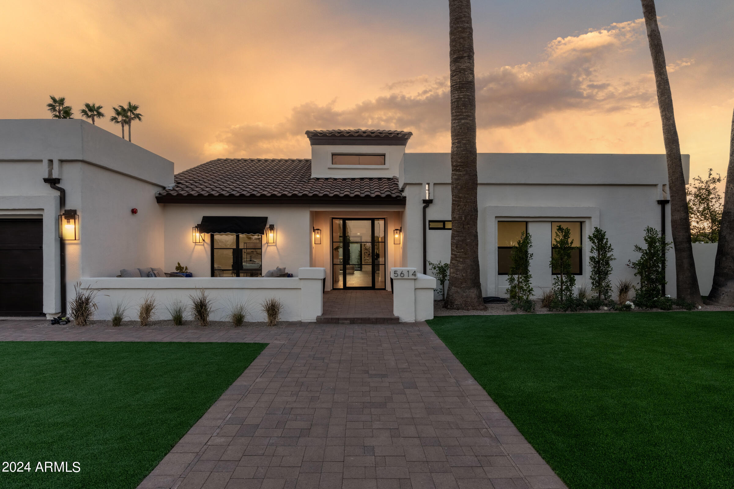 PRIVADO VILLAGE - Residential