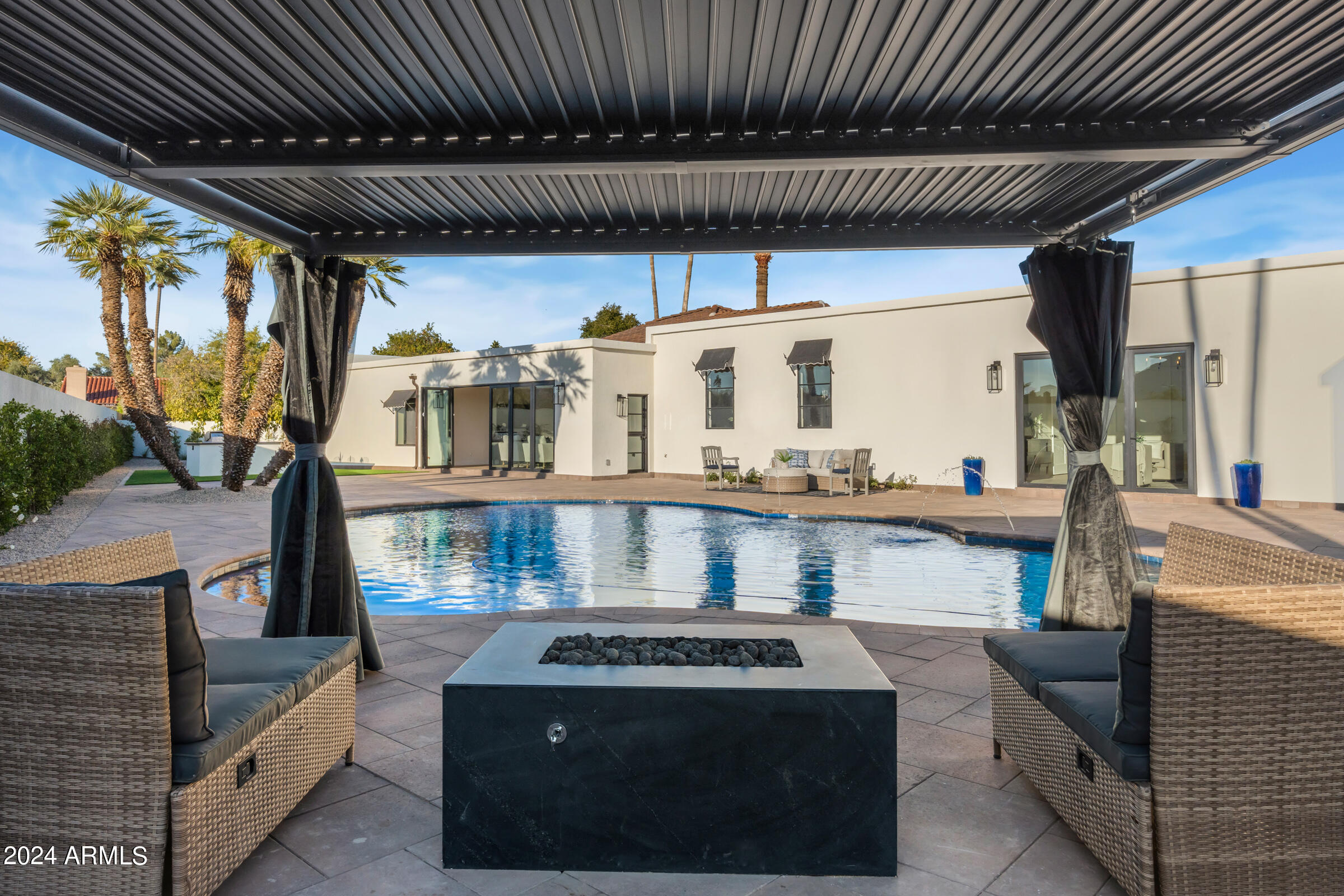 PRIVADO VILLAGE - Residential