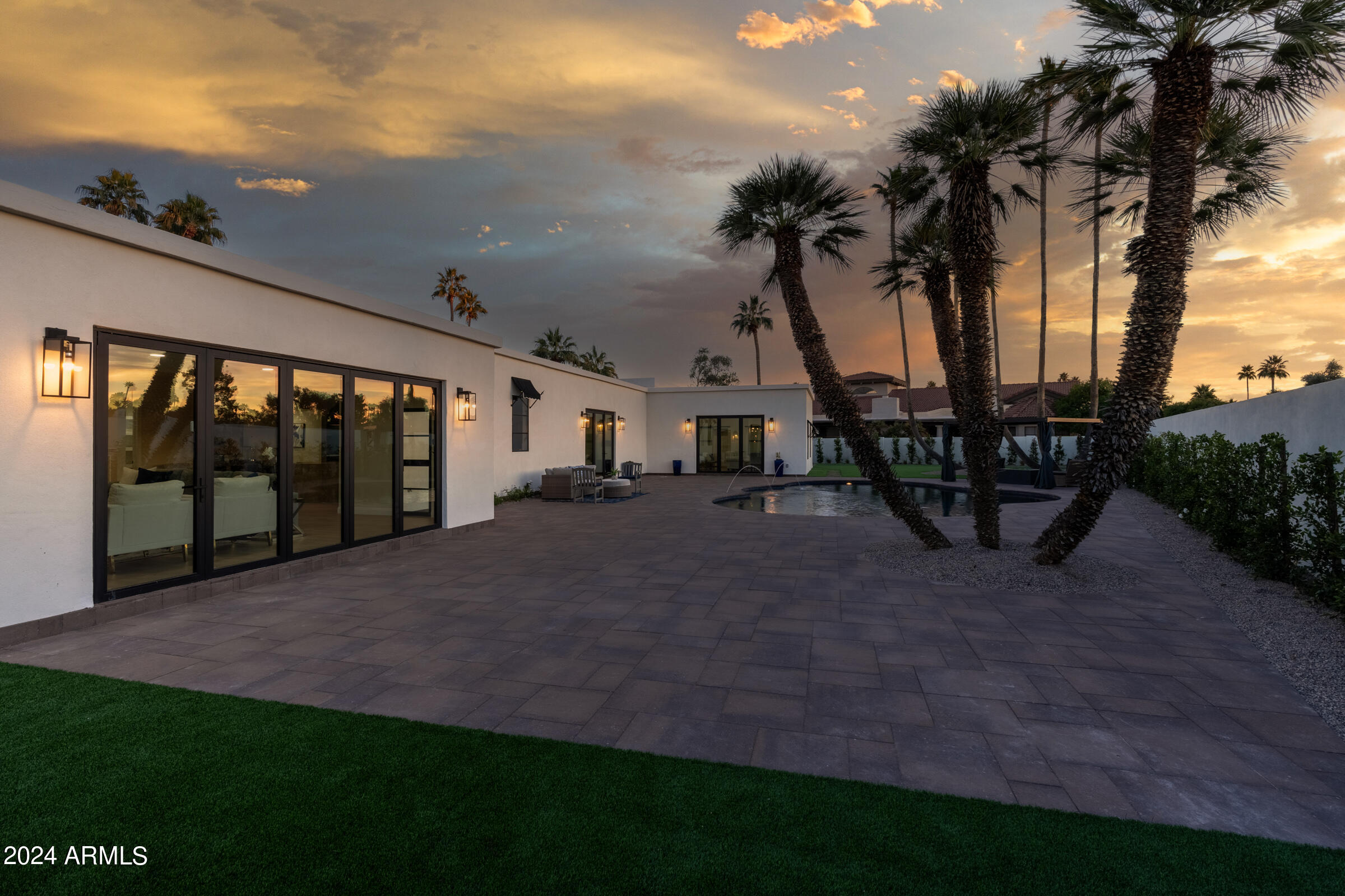 PRIVADO VILLAGE - Residential