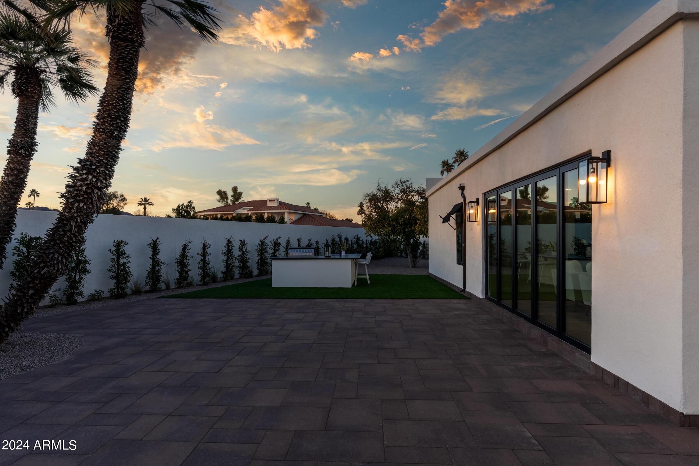 PRIVADO VILLAGE - Residential