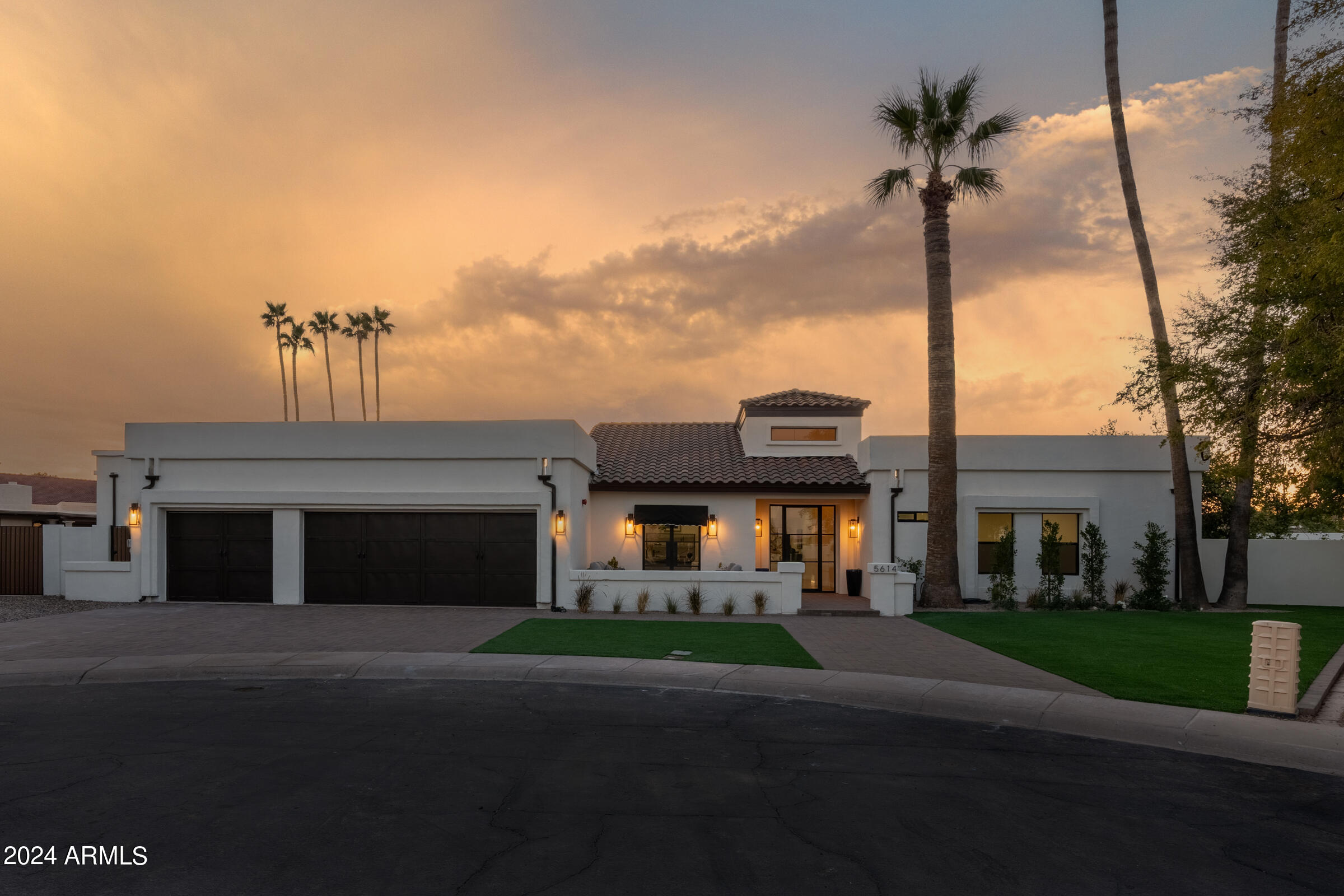 PRIVADO VILLAGE - Residential