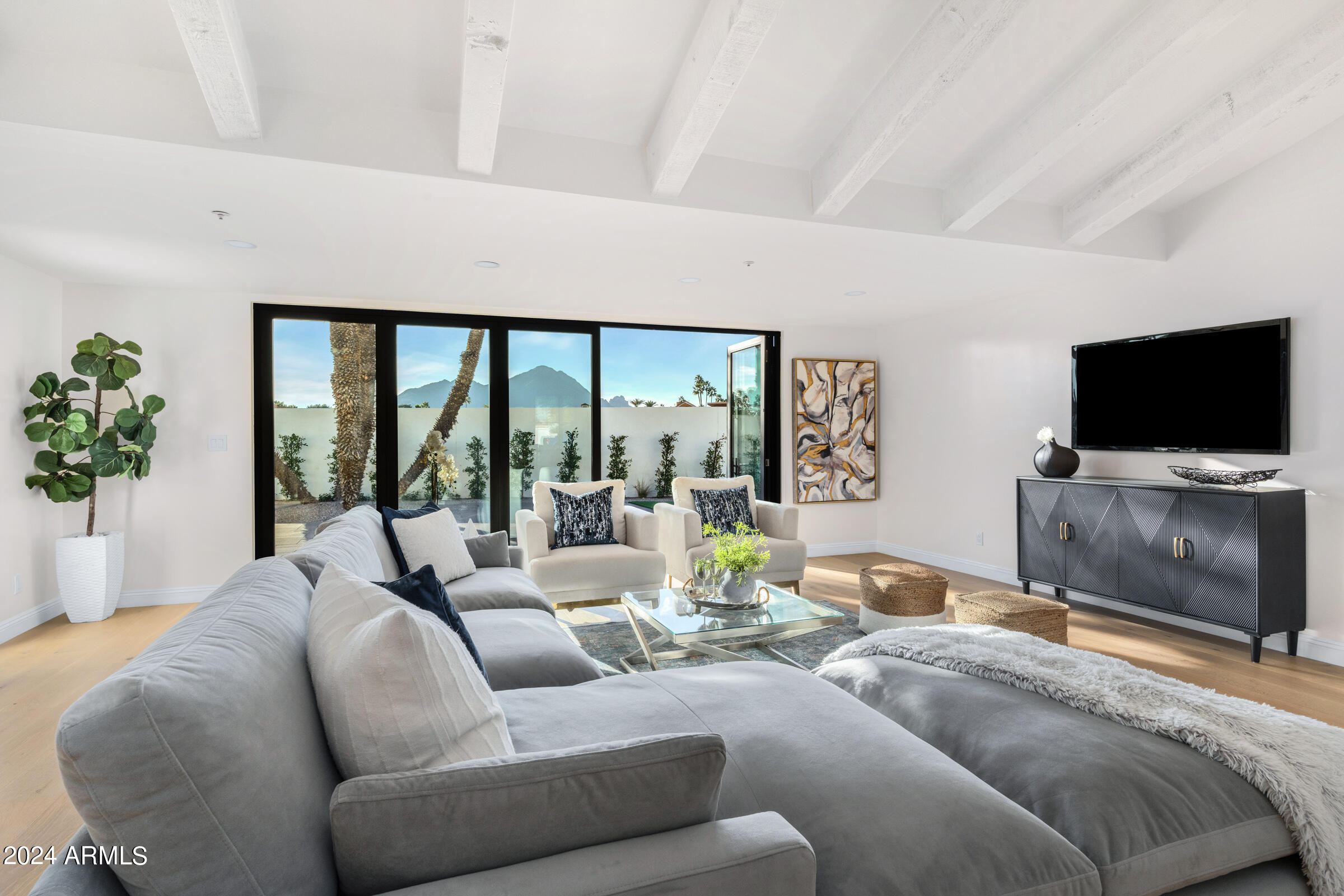 PRIVADO VILLAGE - Residential