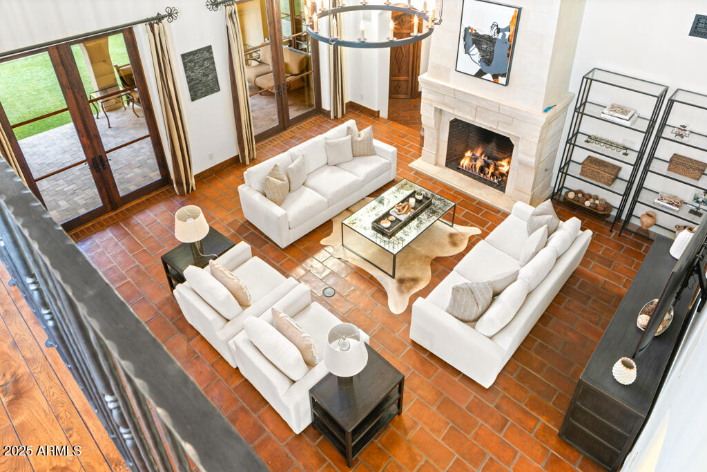MOCKINGBIRD SQUARE - Residential