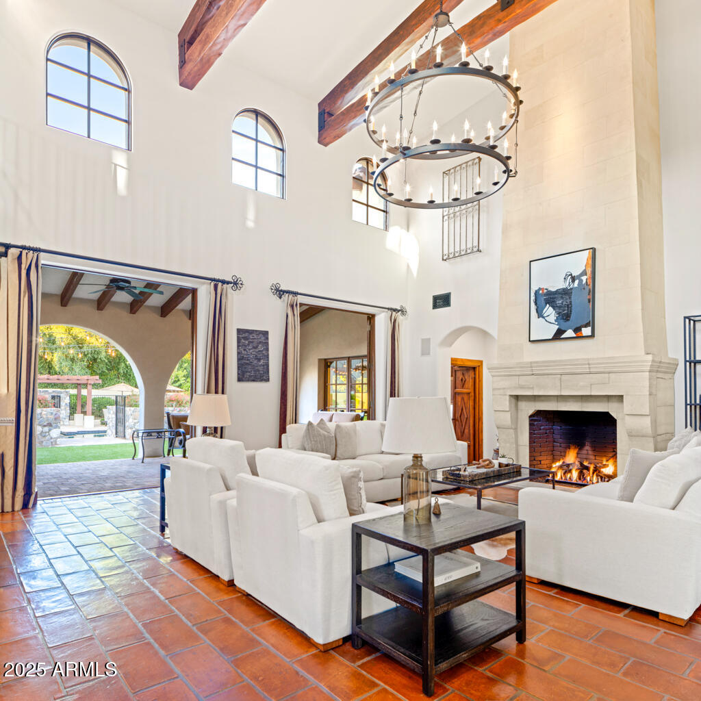 MOCKINGBIRD SQUARE - Residential