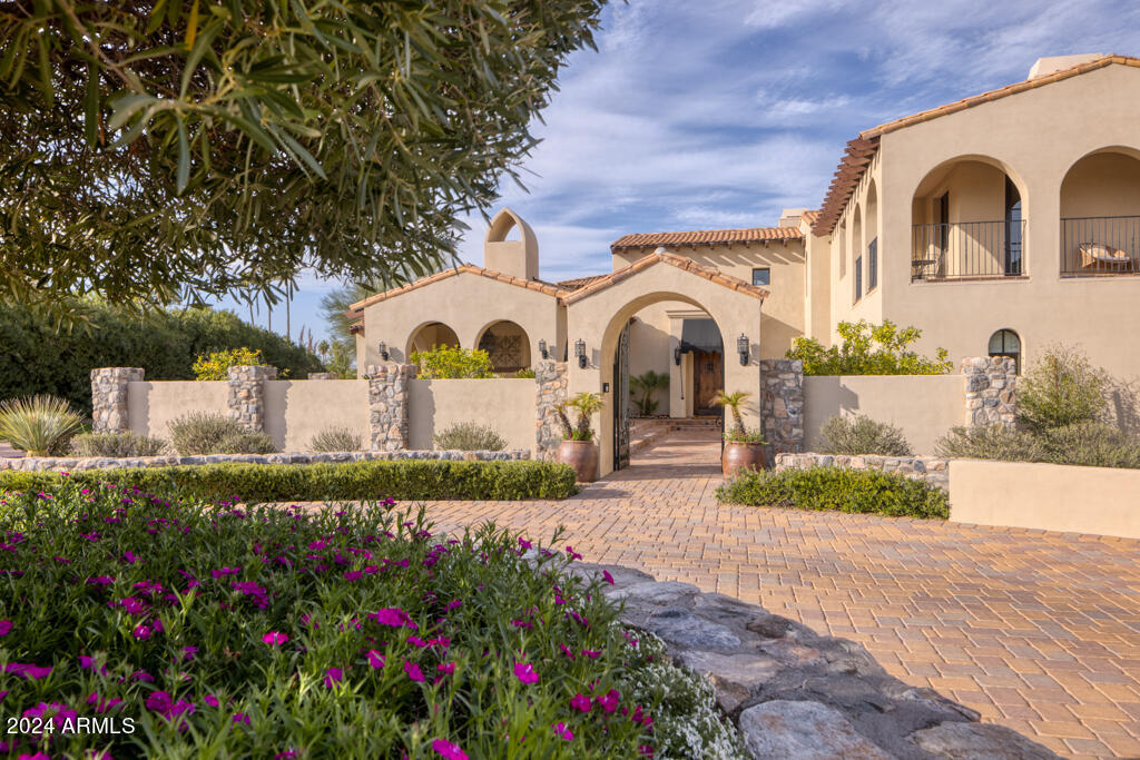 MOCKINGBIRD SQUARE - Residential