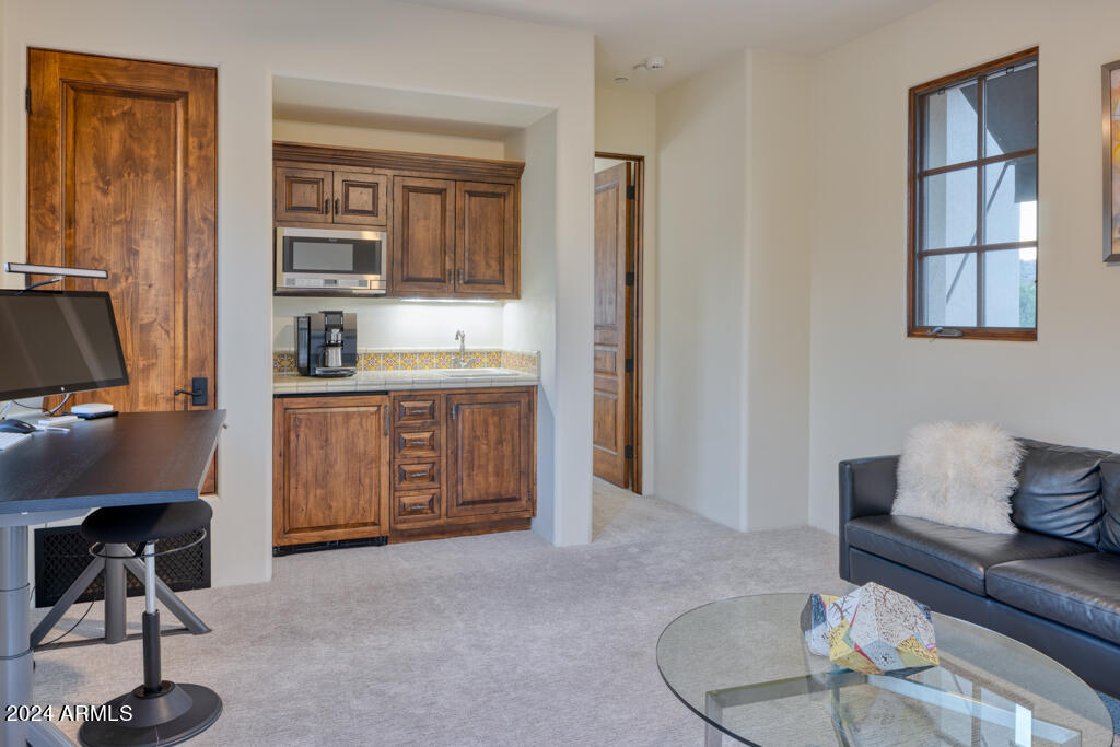 MOCKINGBIRD SQUARE - Residential