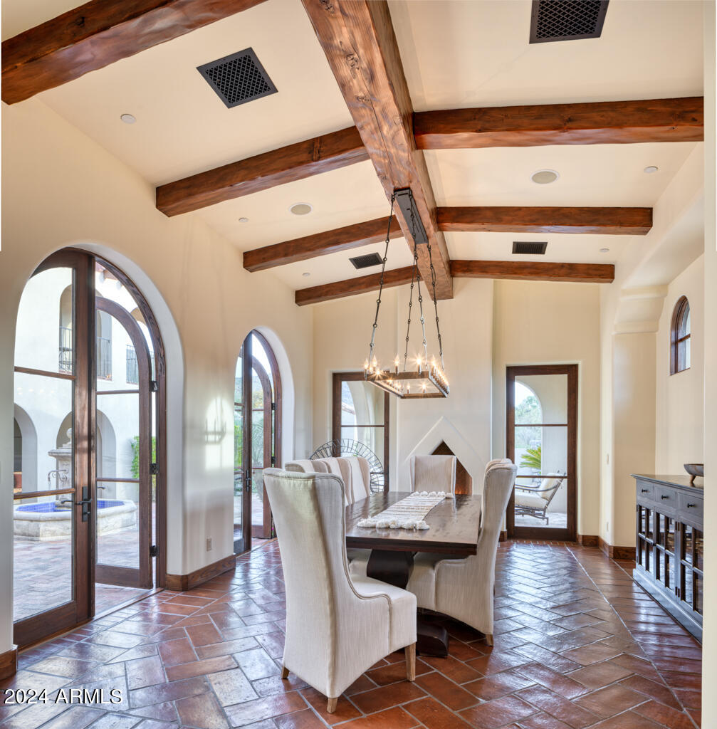 MOCKINGBIRD SQUARE - Residential