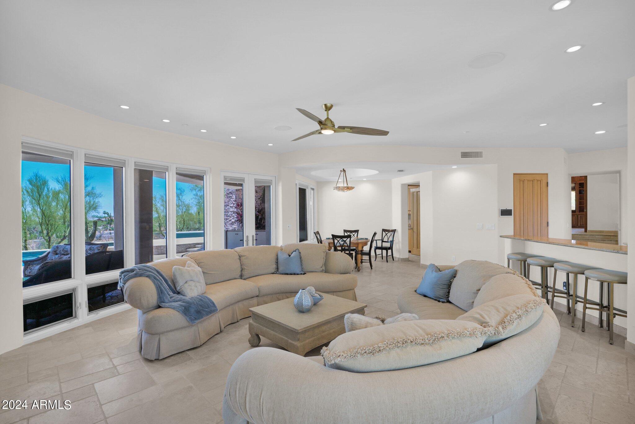 PINNACLE PEAK HEIGHTS 6 - Residential