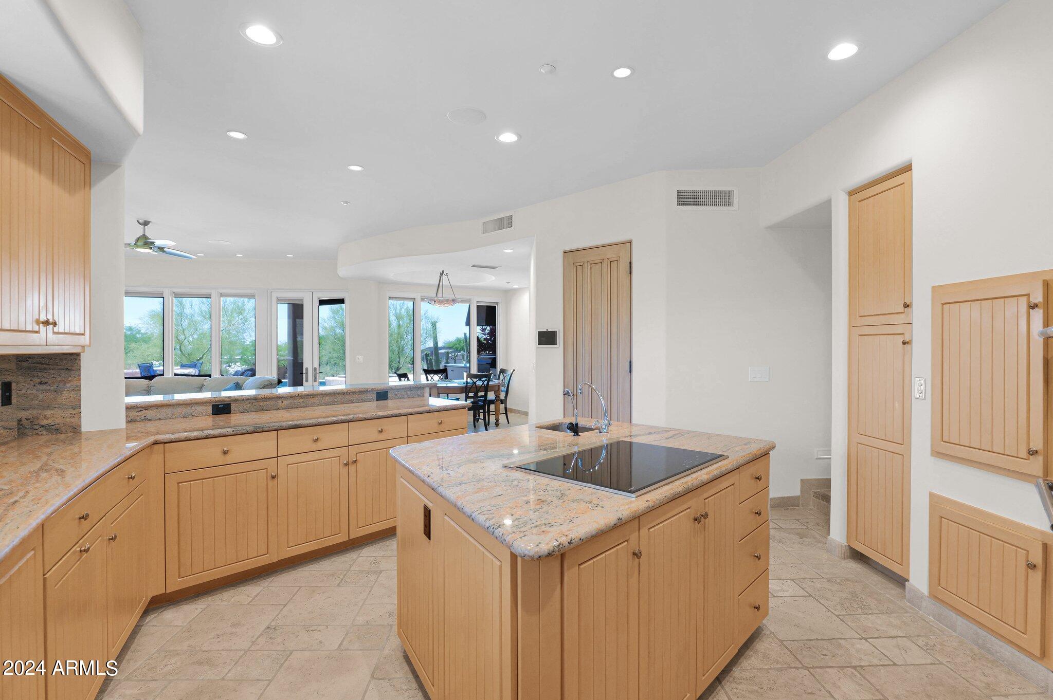 PINNACLE PEAK HEIGHTS 6 - Residential