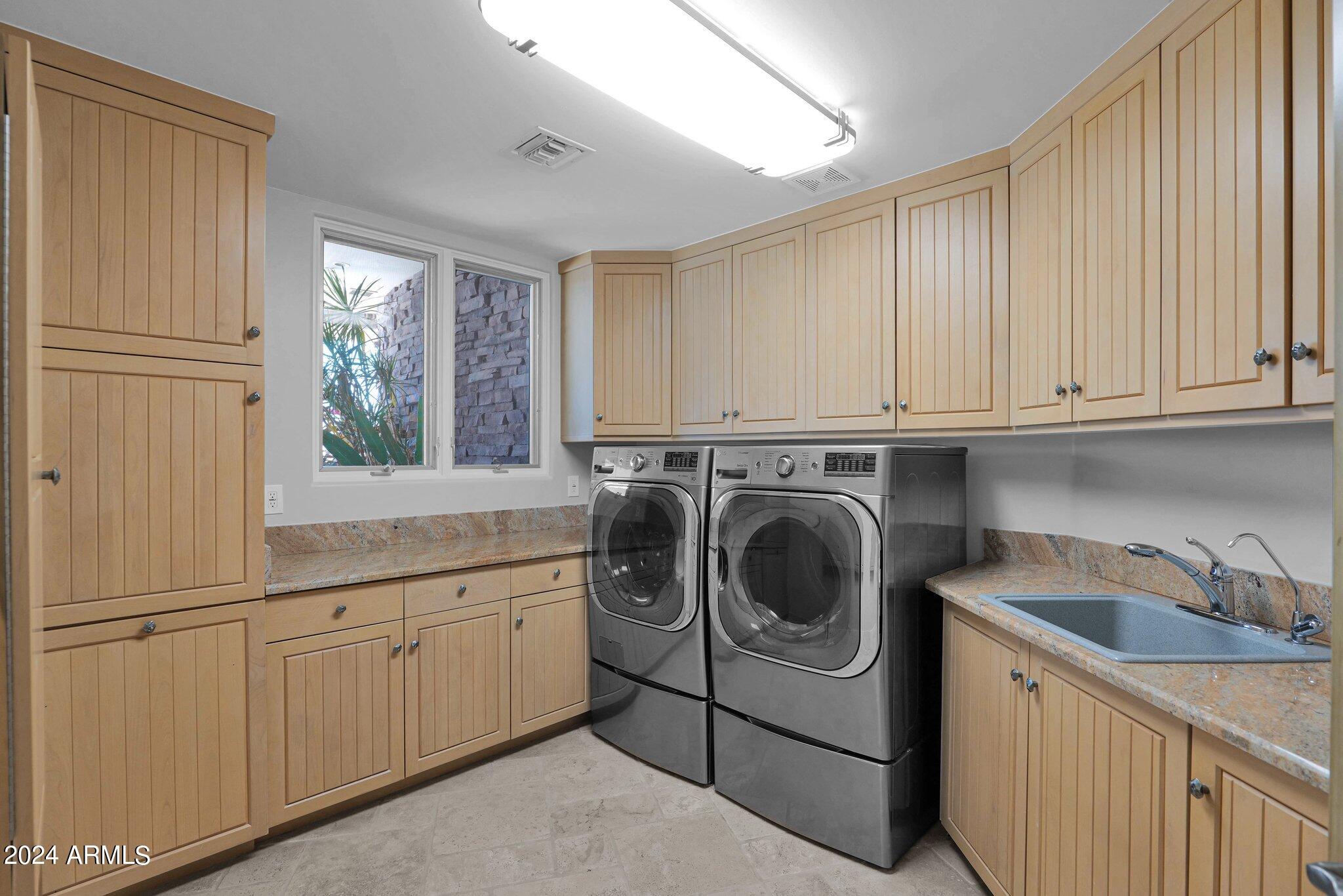 PINNACLE PEAK HEIGHTS 6 - Residential