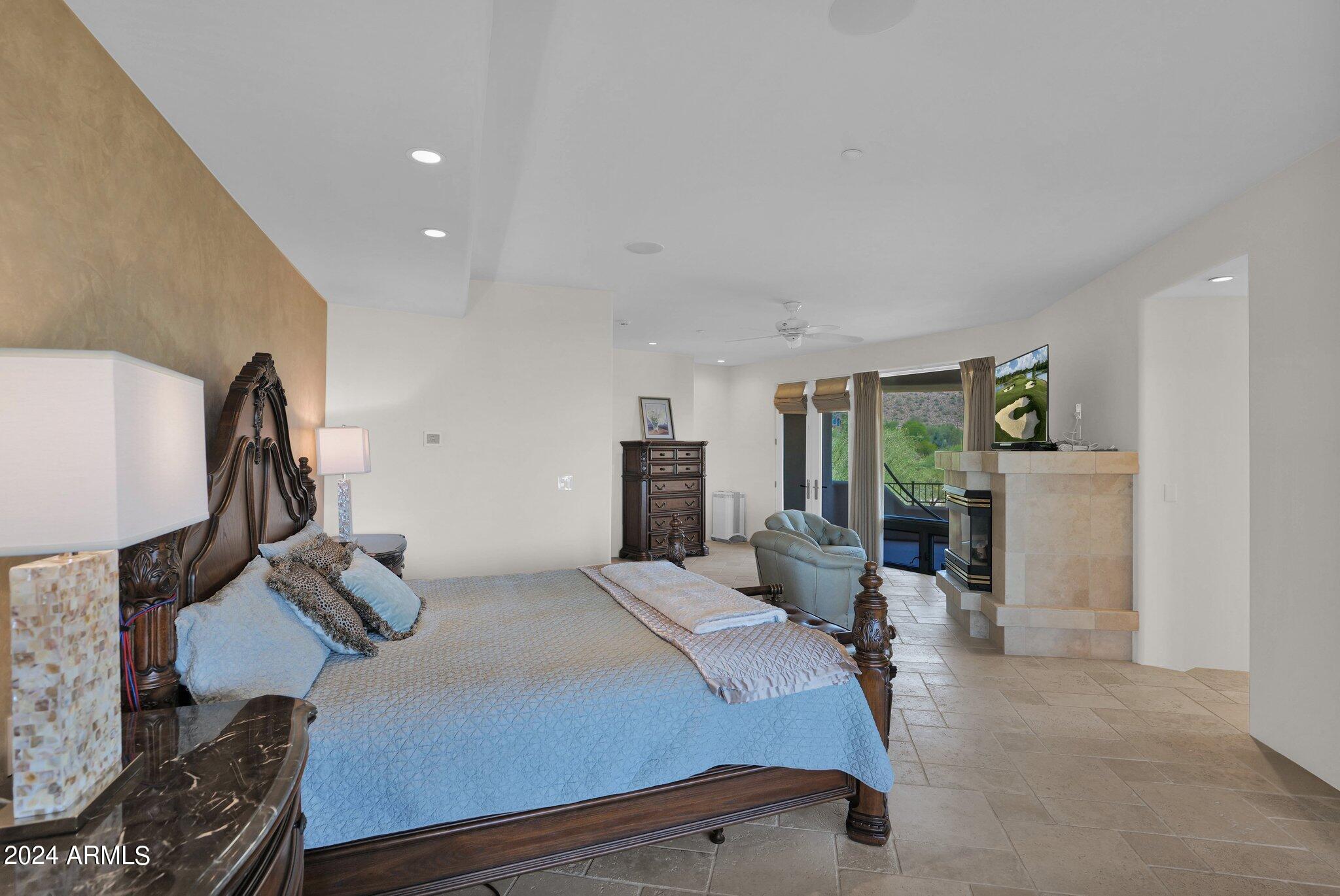 PINNACLE PEAK HEIGHTS 6 - Residential