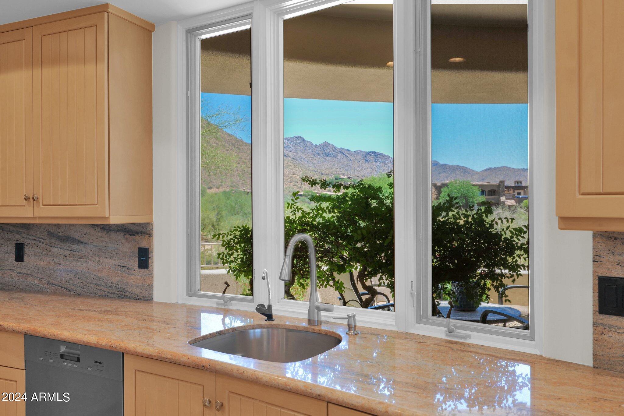 PINNACLE PEAK HEIGHTS 6 - Residential