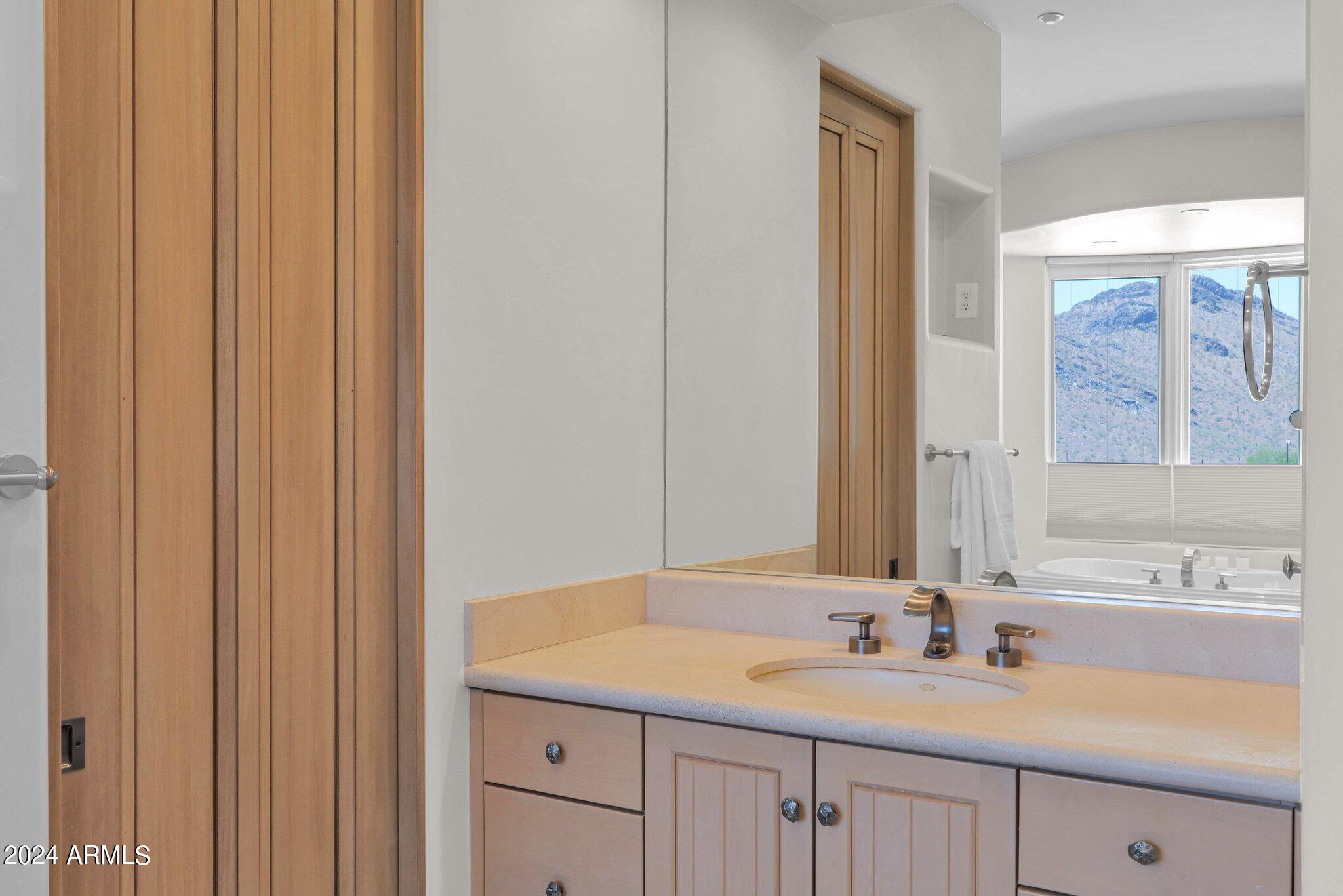PINNACLE PEAK HEIGHTS 6 - Residential